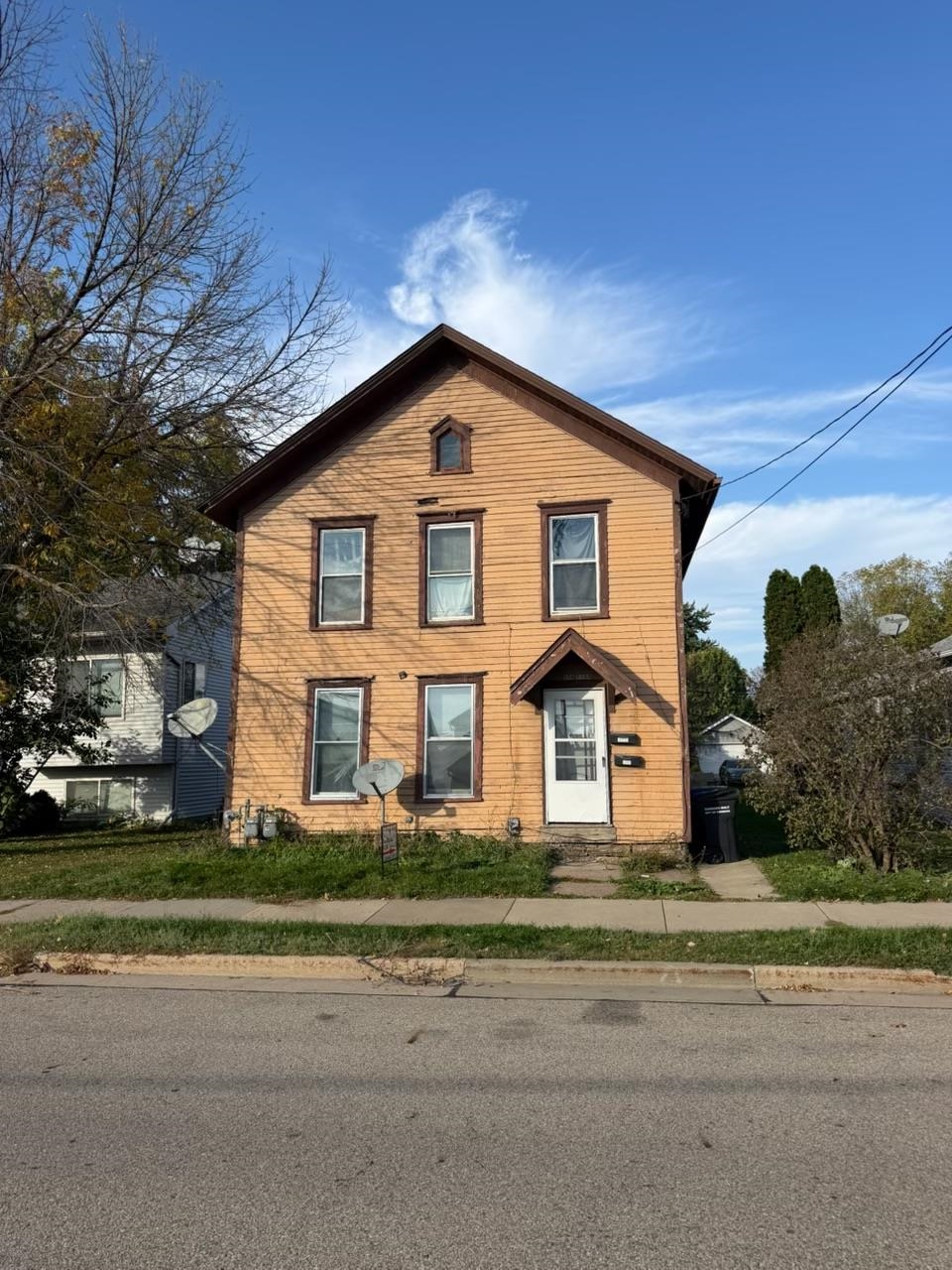 538 CEAPE Avenue property preview photograph