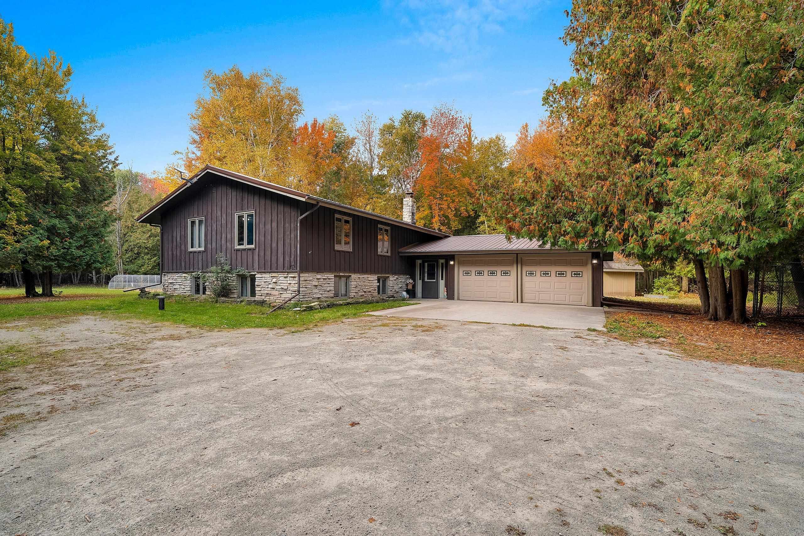 W1801 KRAUSE Road property preview photograph