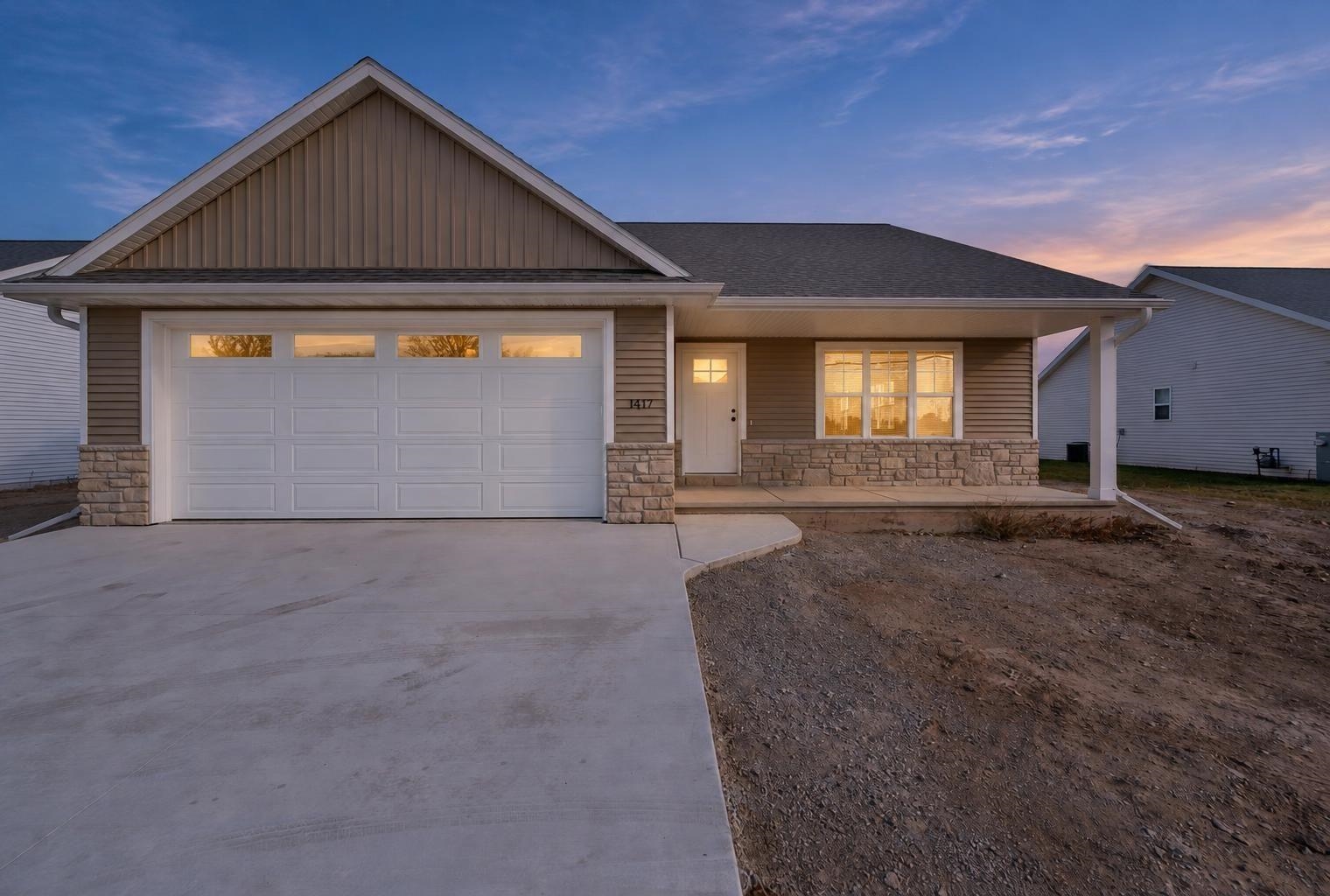 1417 HOFFMAN Road property preview photograph