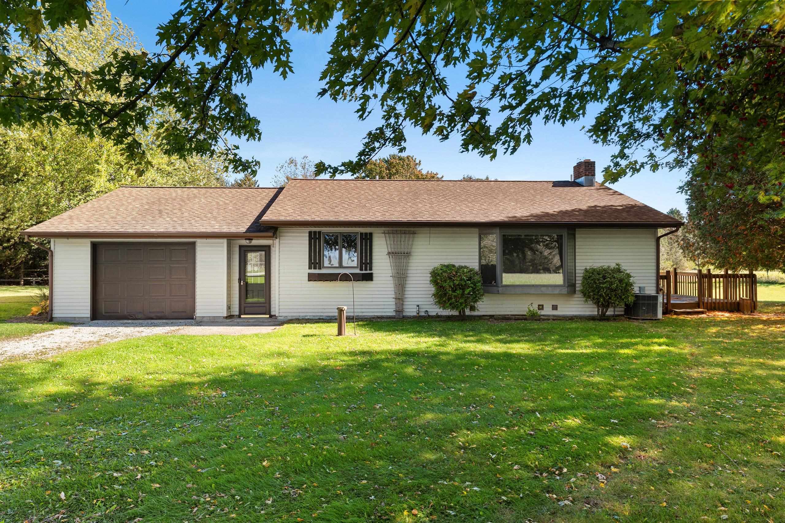 6286 E CARNOT Road property preview photograph