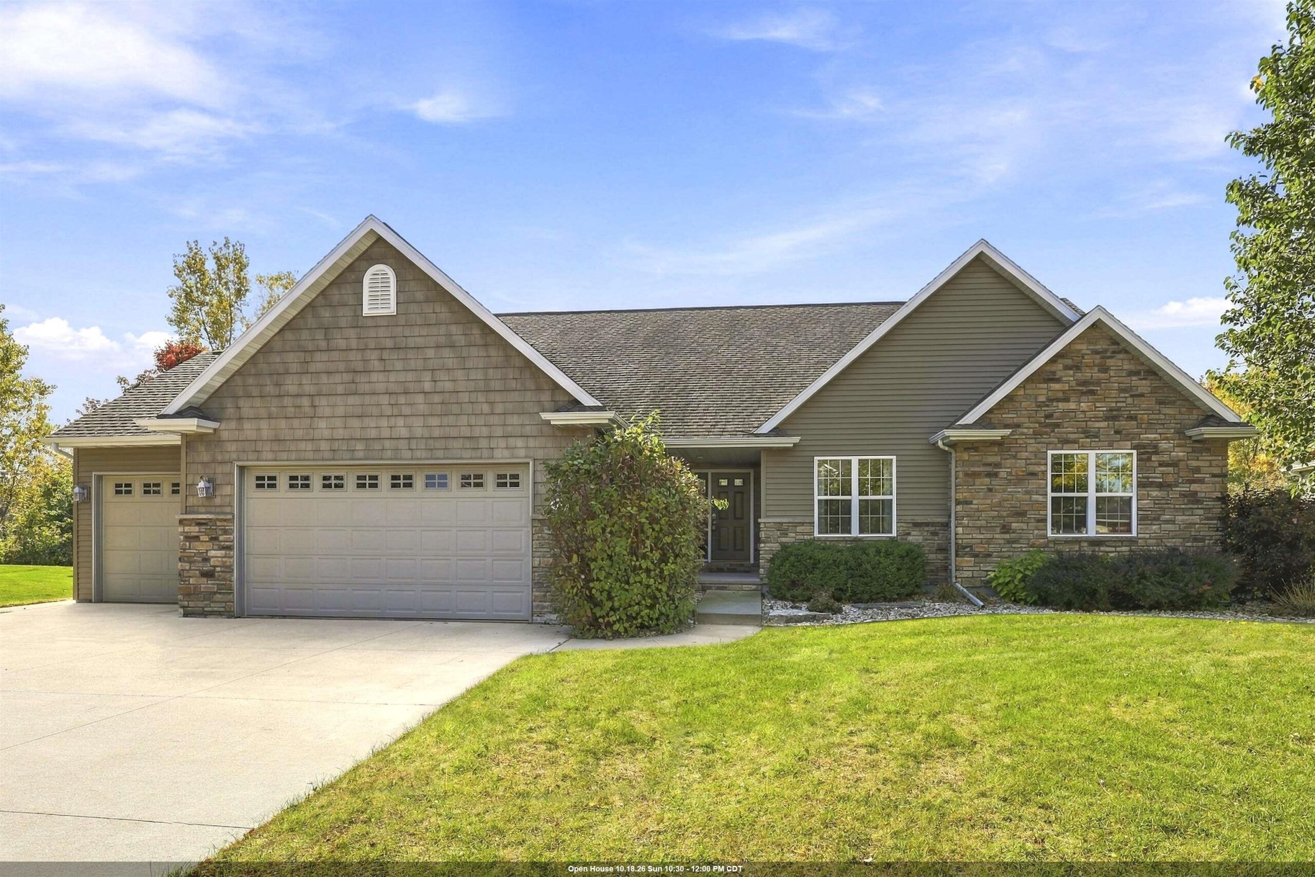 2701 E GLENHURST Lane property preview photograph