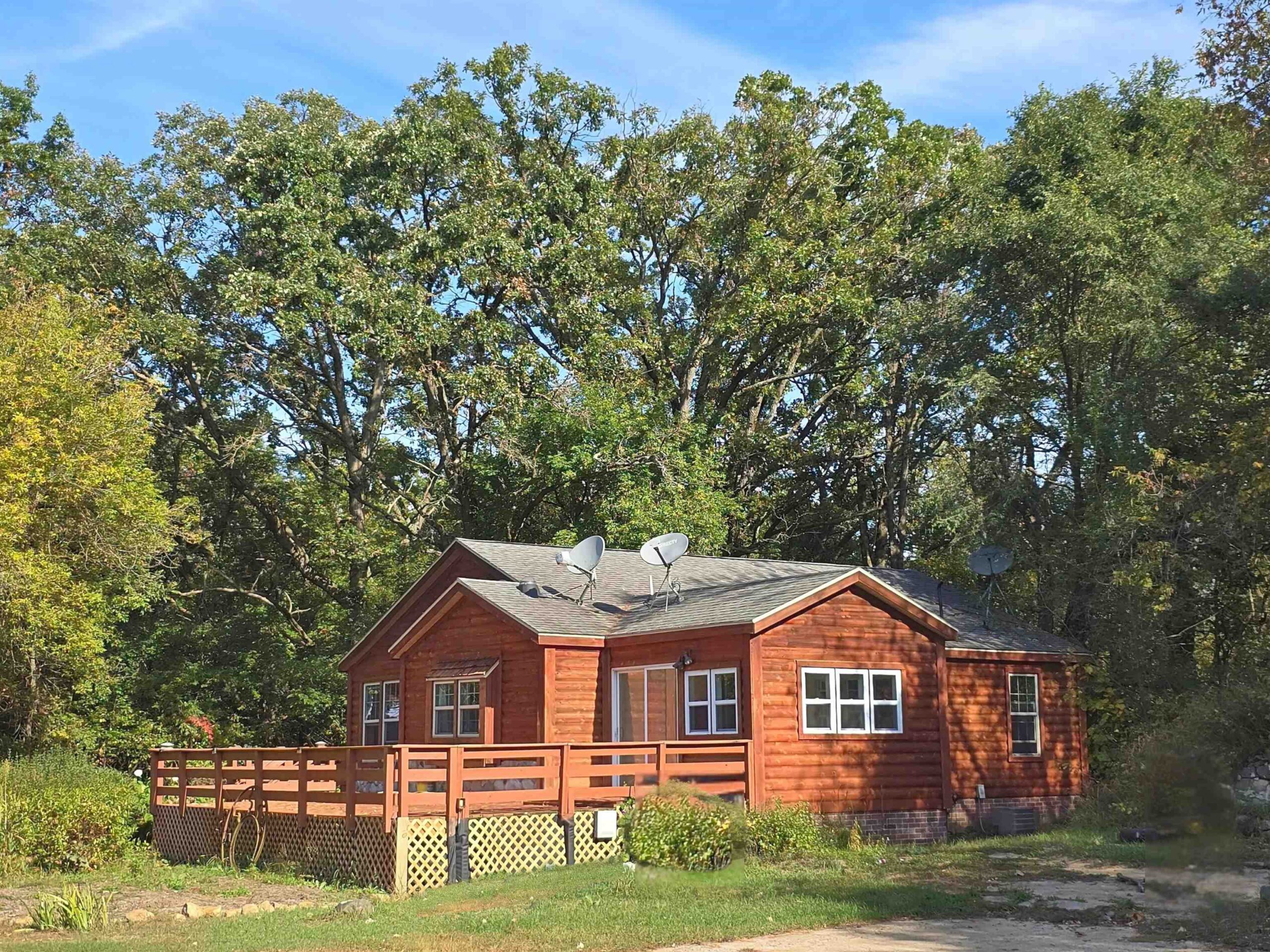 N1403 S WHITE RIVER Road property preview photograph