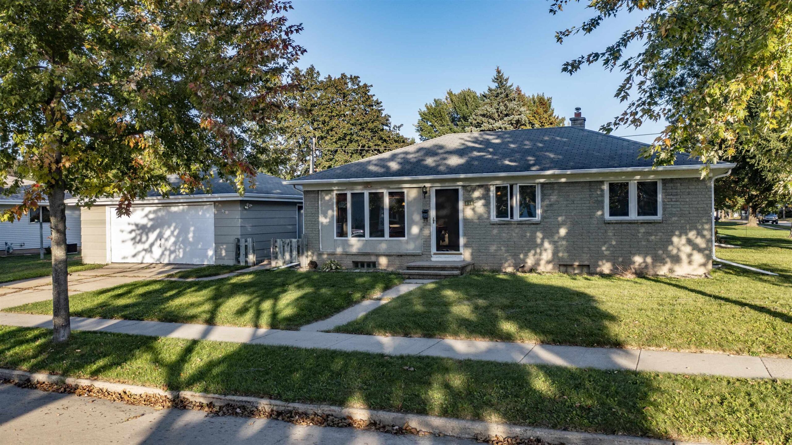 154 S SCHAEFER Street property preview photograph