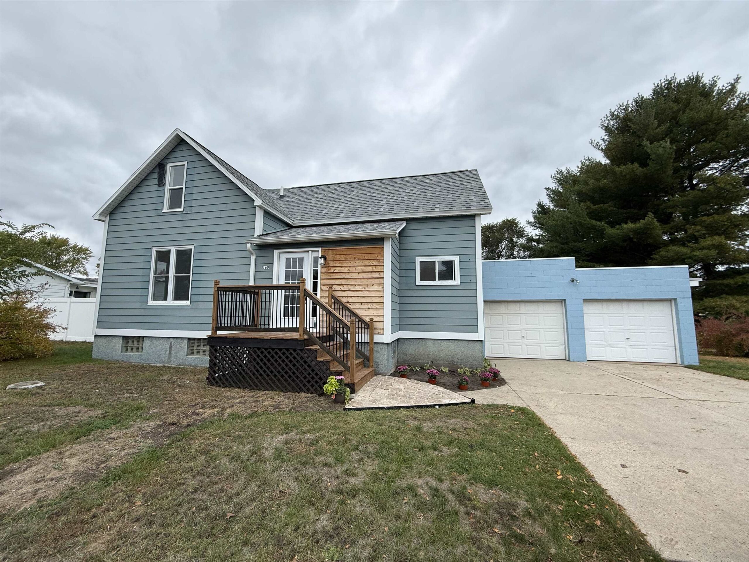 1160 CLEVELAND Avenue property preview photograph