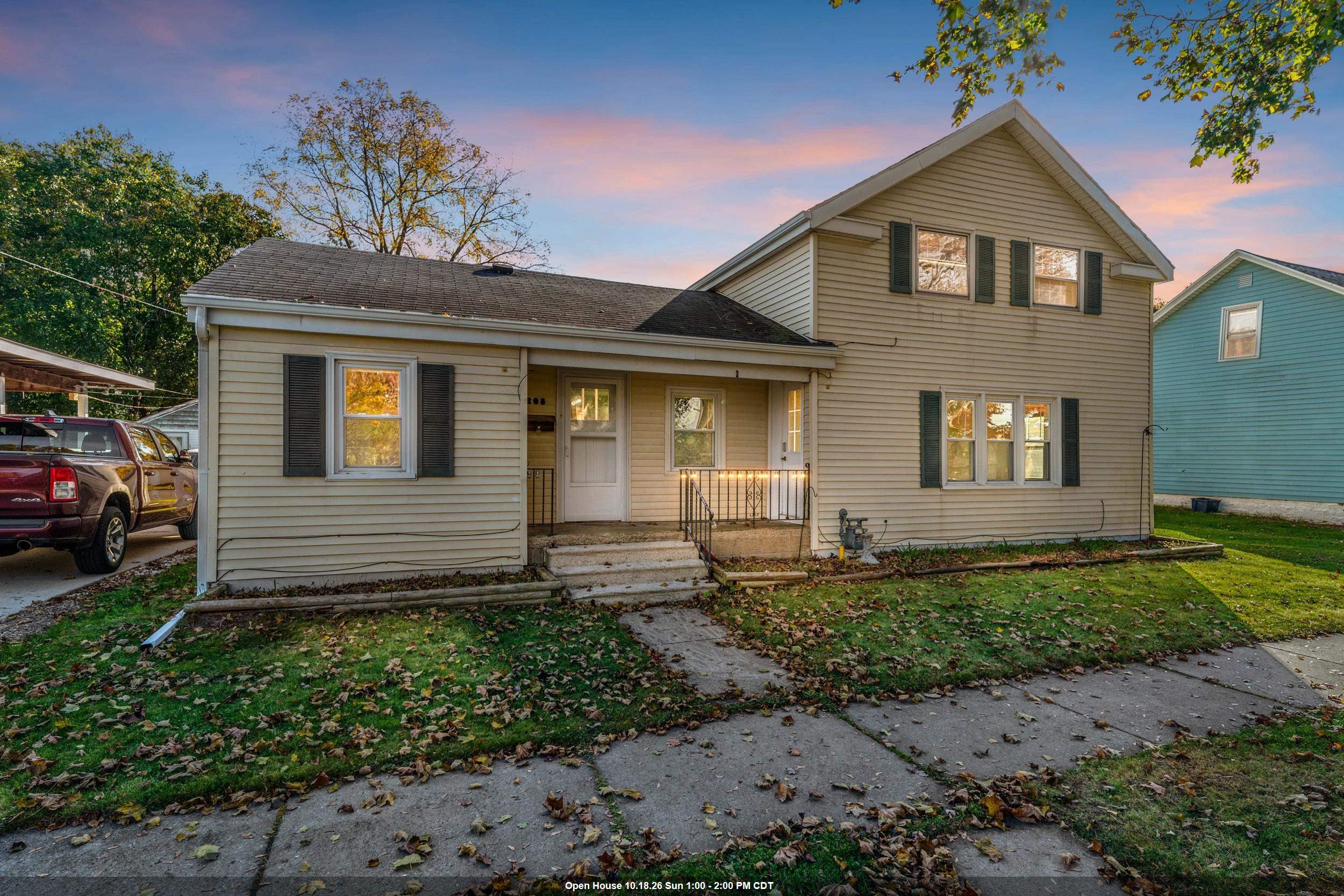 208 N SUPERIOR Street property preview photograph