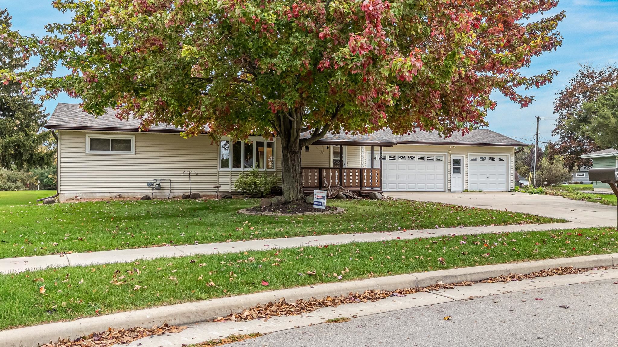 904 NEWTON Avenue property preview photograph