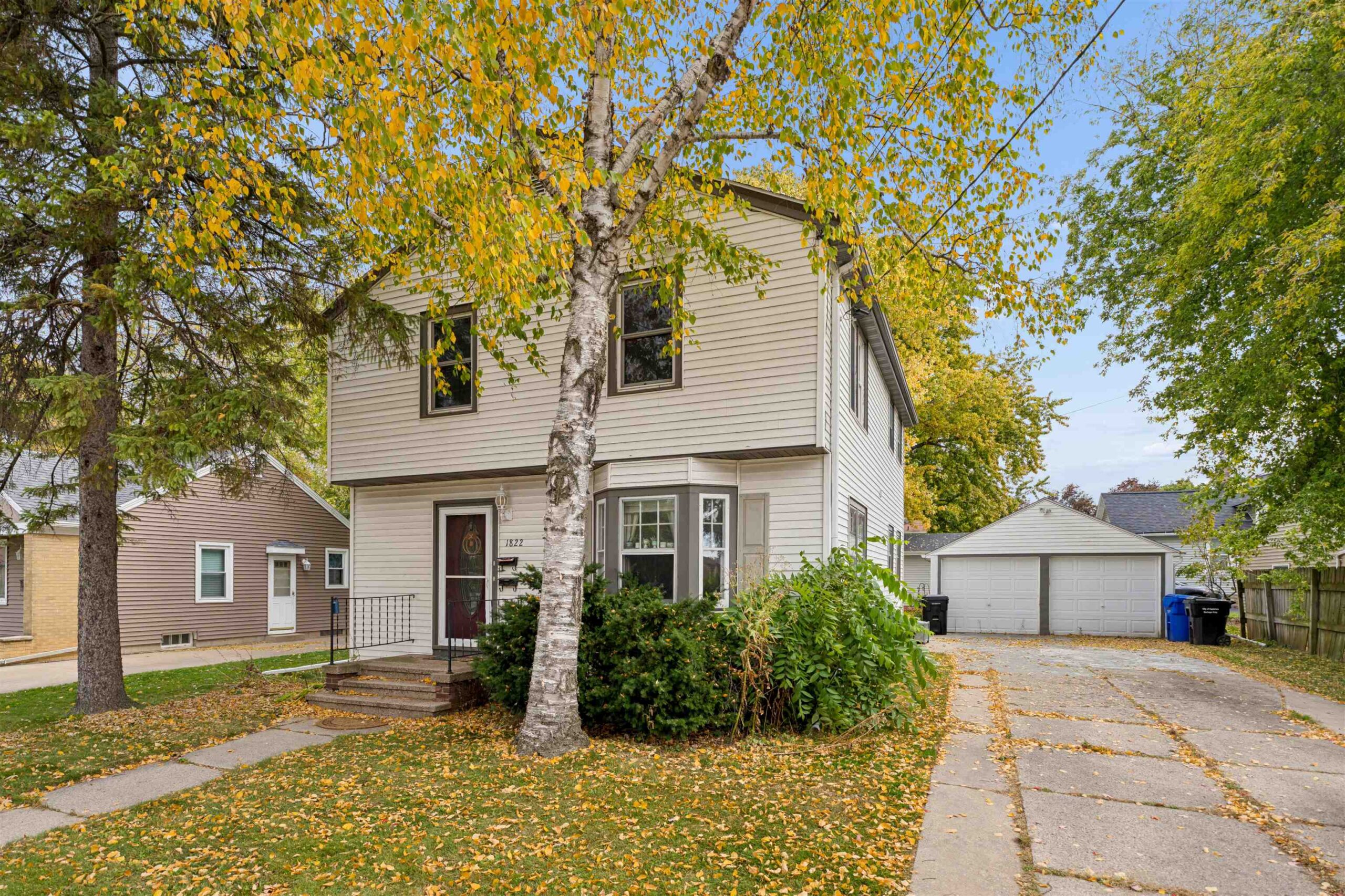 1822 S BOUTEN Street property preview photograph