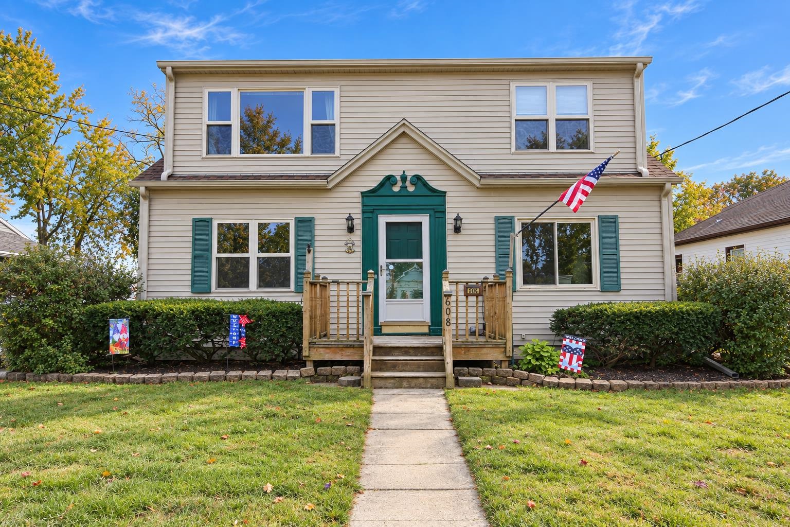 608 MONROE Street property preview photograph