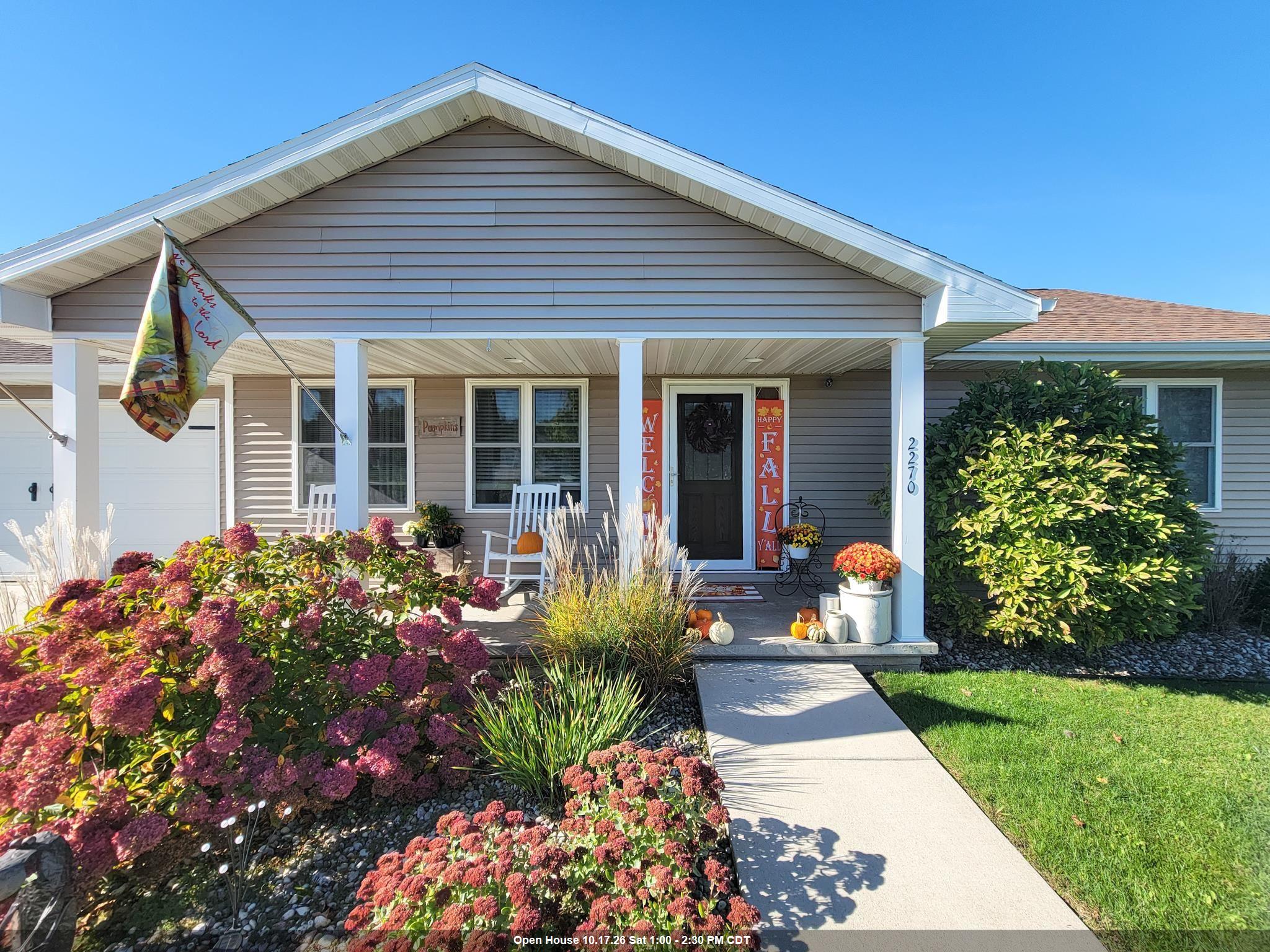 2270 LENSMIRE Lane property preview photograph