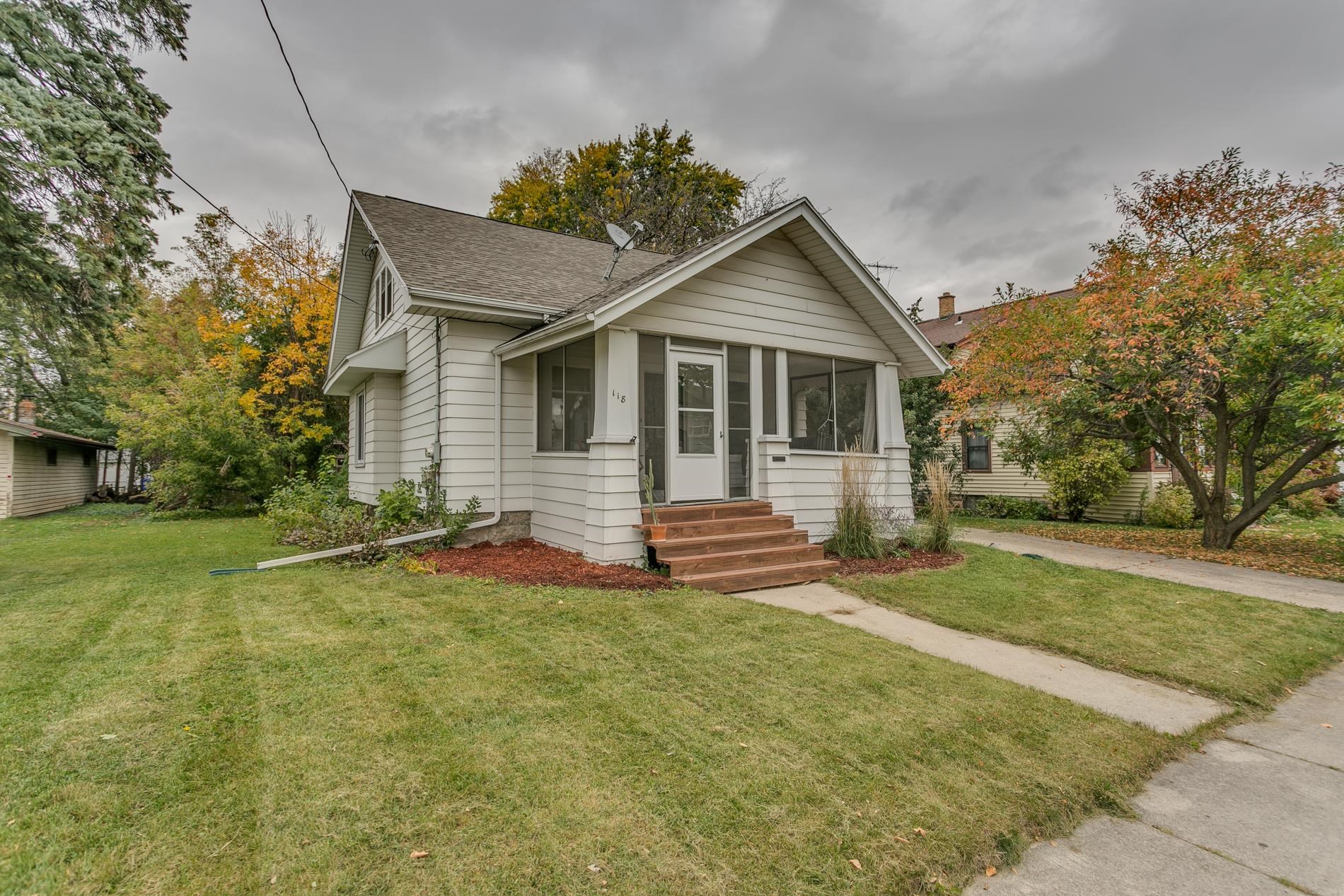 118 E RANDALL Street property preview photograph