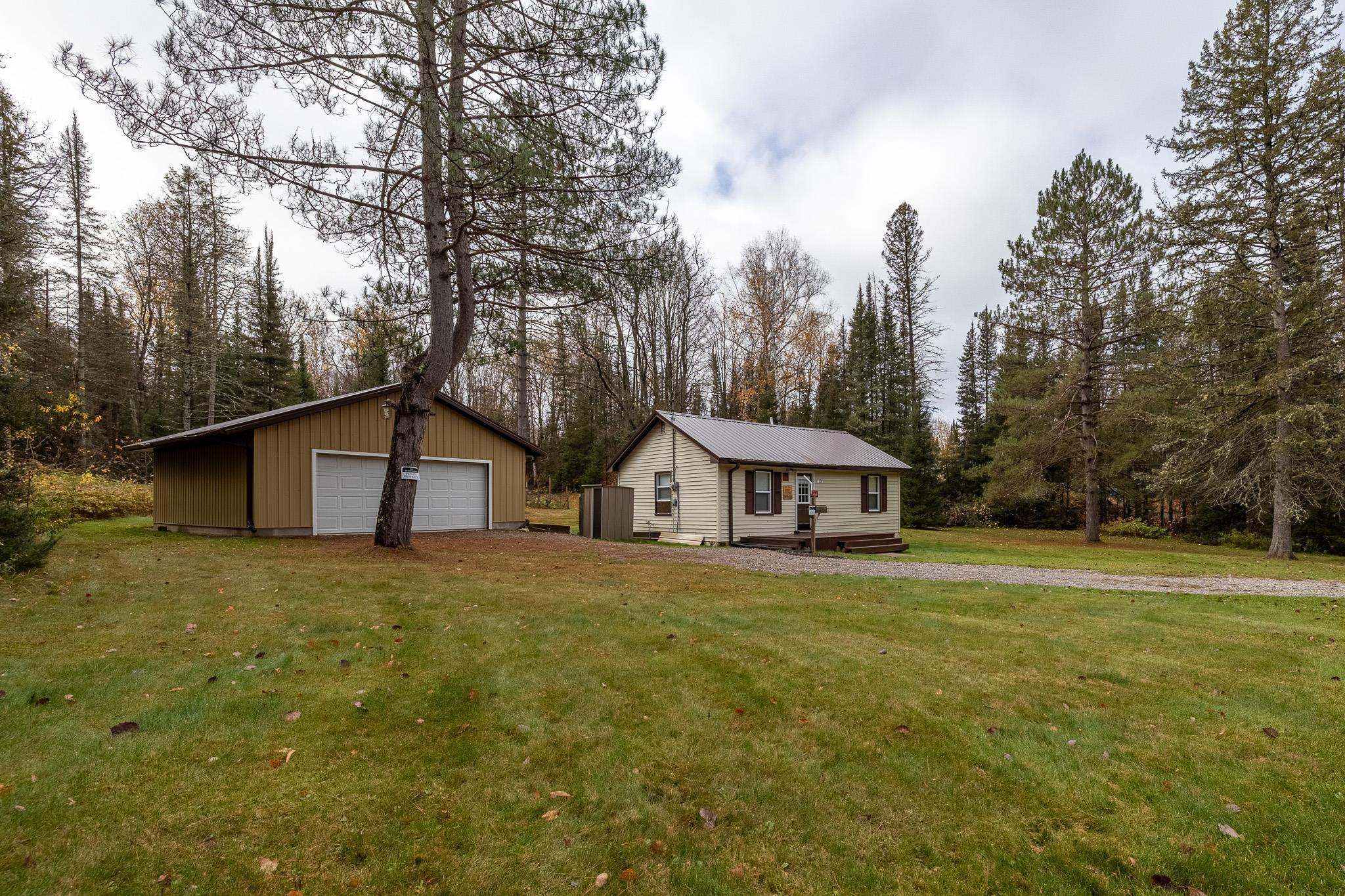 11549 WISCONSIN CREEK Road property preview photograph