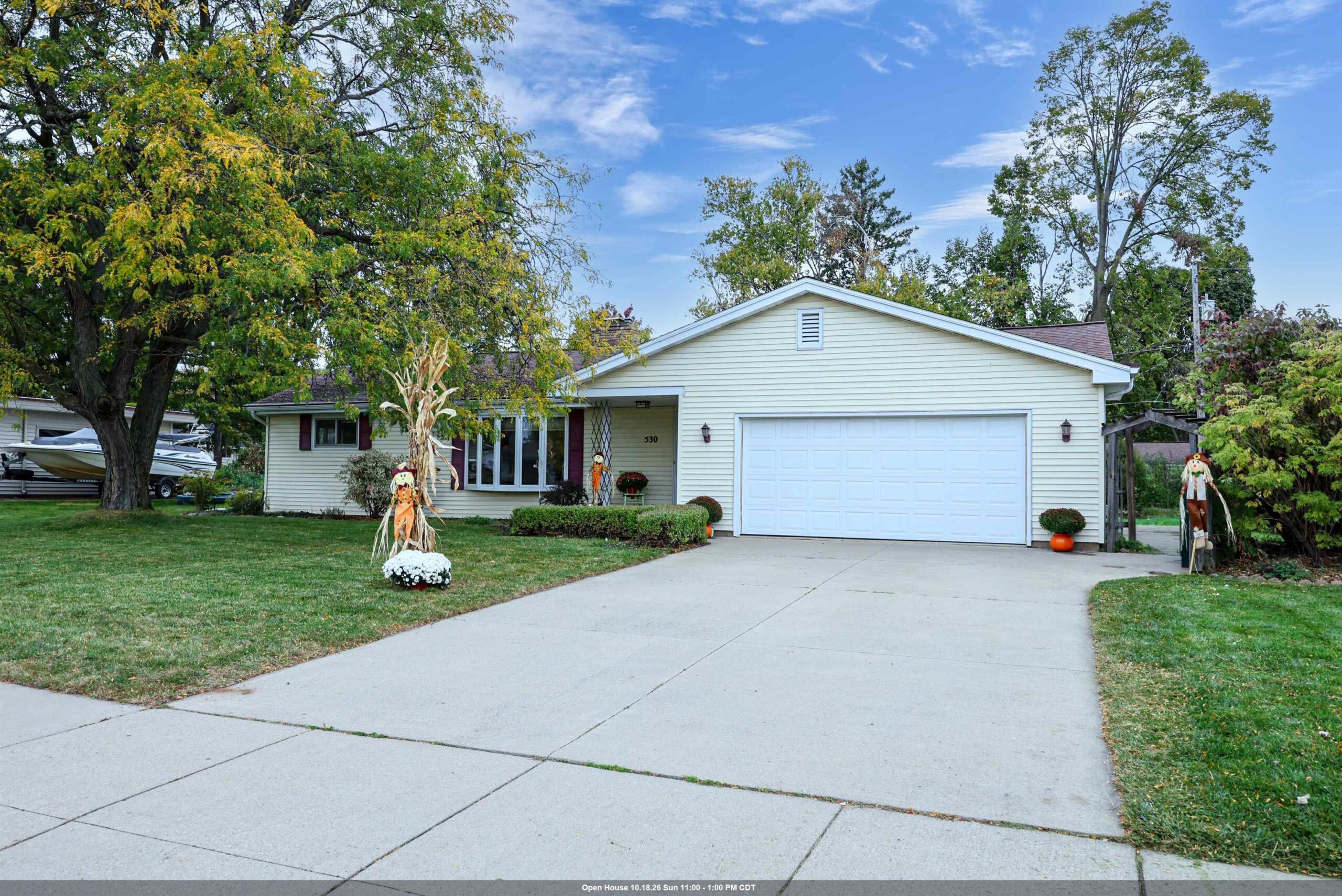 530 W CAPITOL Drive property preview photograph