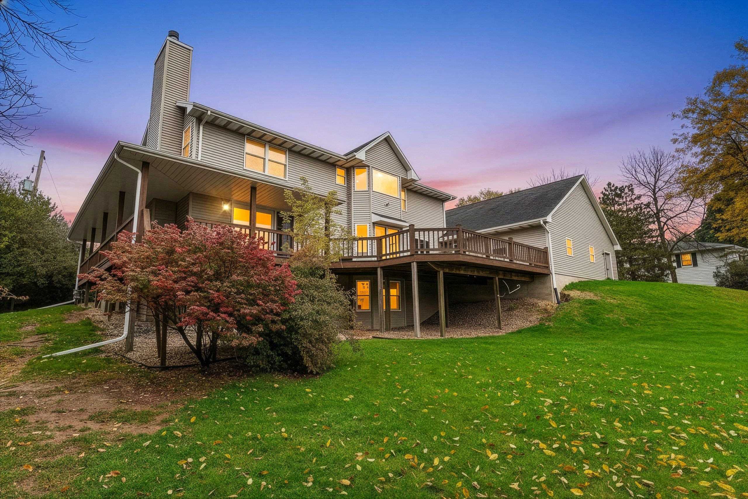 4245 S SUNBURST Lane property preview photograph