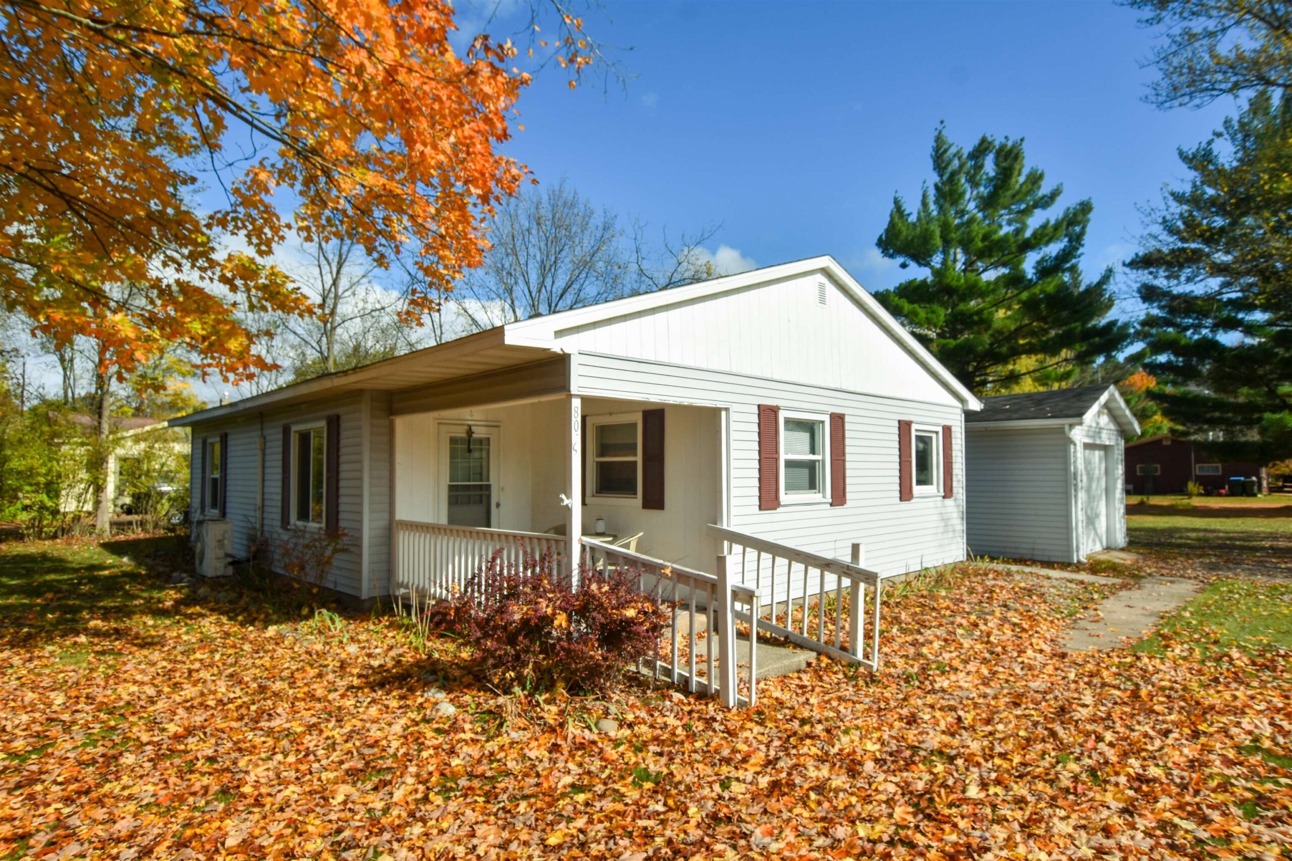 805 CAREY Avenue property preview photograph