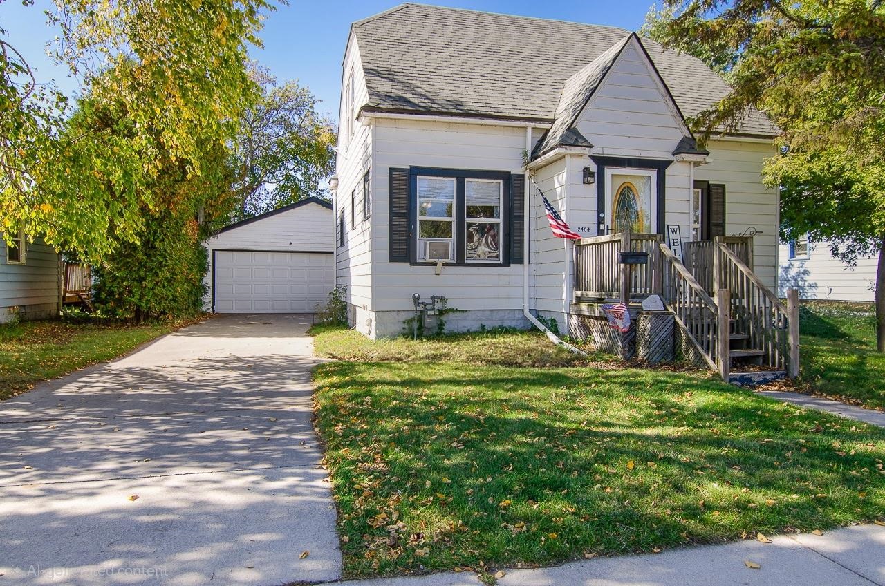 2404 LINCOLN Avenue property preview photograph