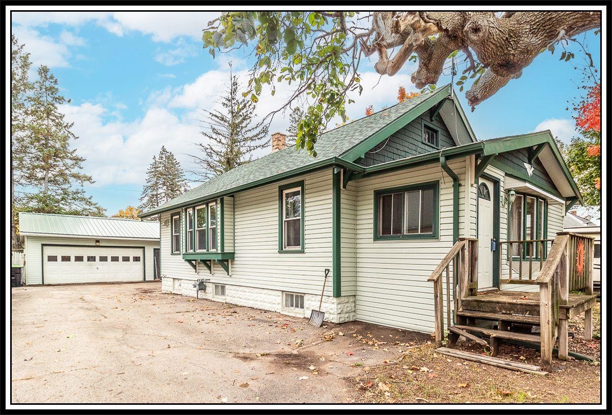 412 W MILLARD Street property preview photograph