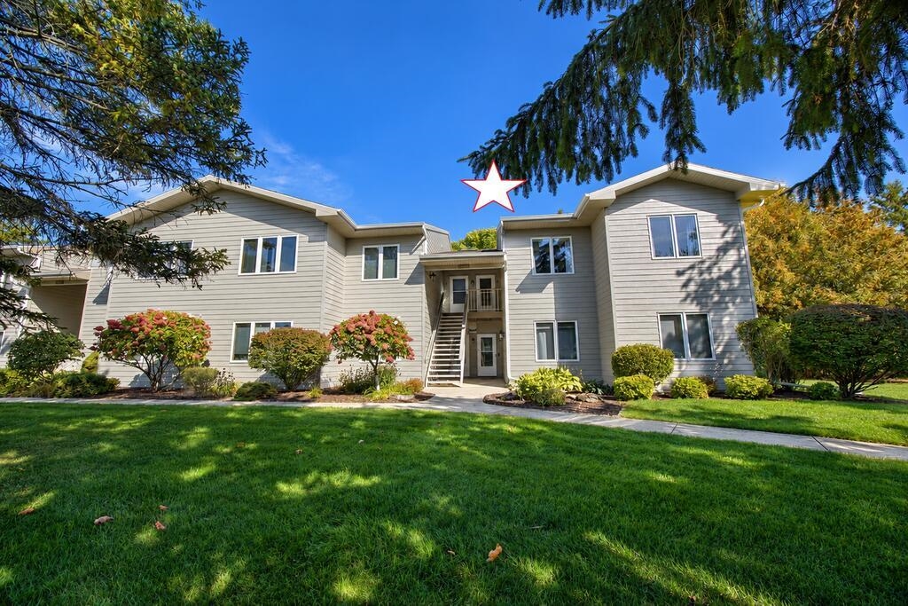 10640 N HIGHLAND Road property preview photograph