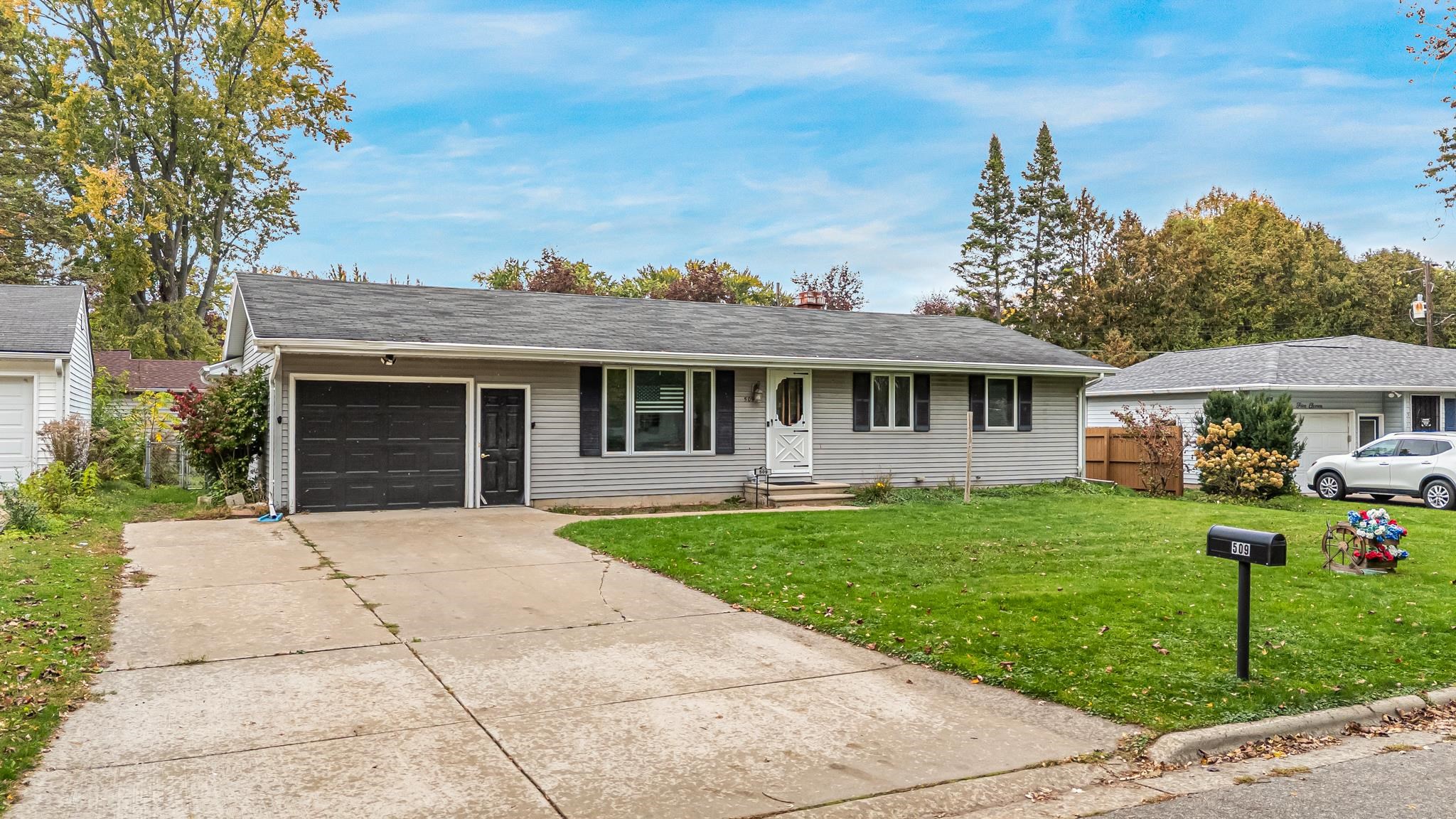 509 BLACKHAWK Drive property preview photograph