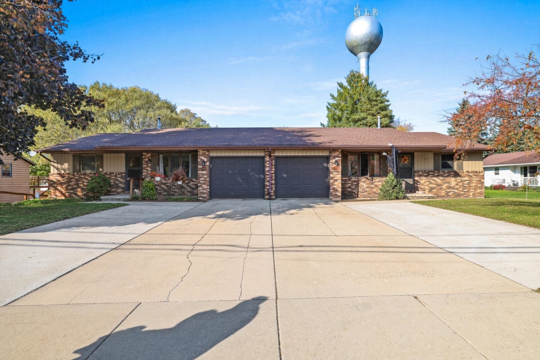 2909 HUMBOLDT Road property preview photograph