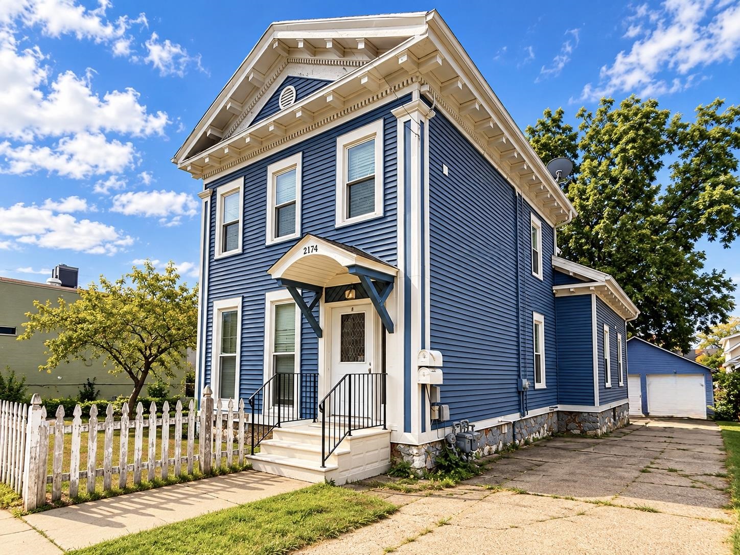 221 HIGH Avenue property preview photograph