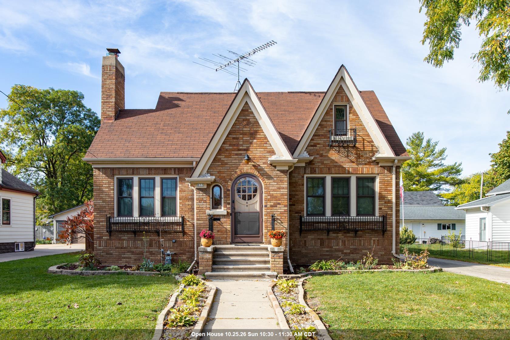 833 EASTMAN Street property preview photograph