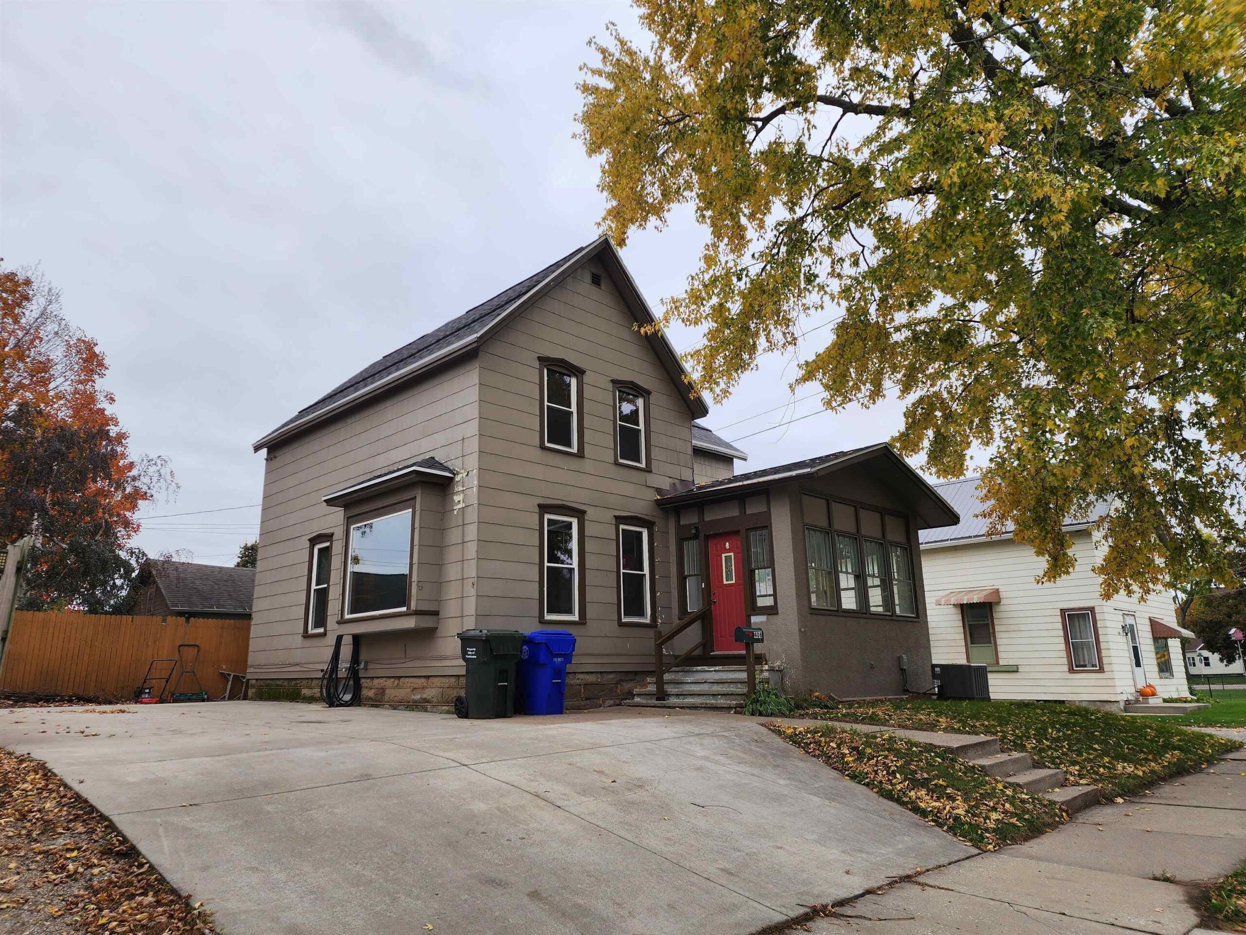 408 MAIN Avenue property preview photograph