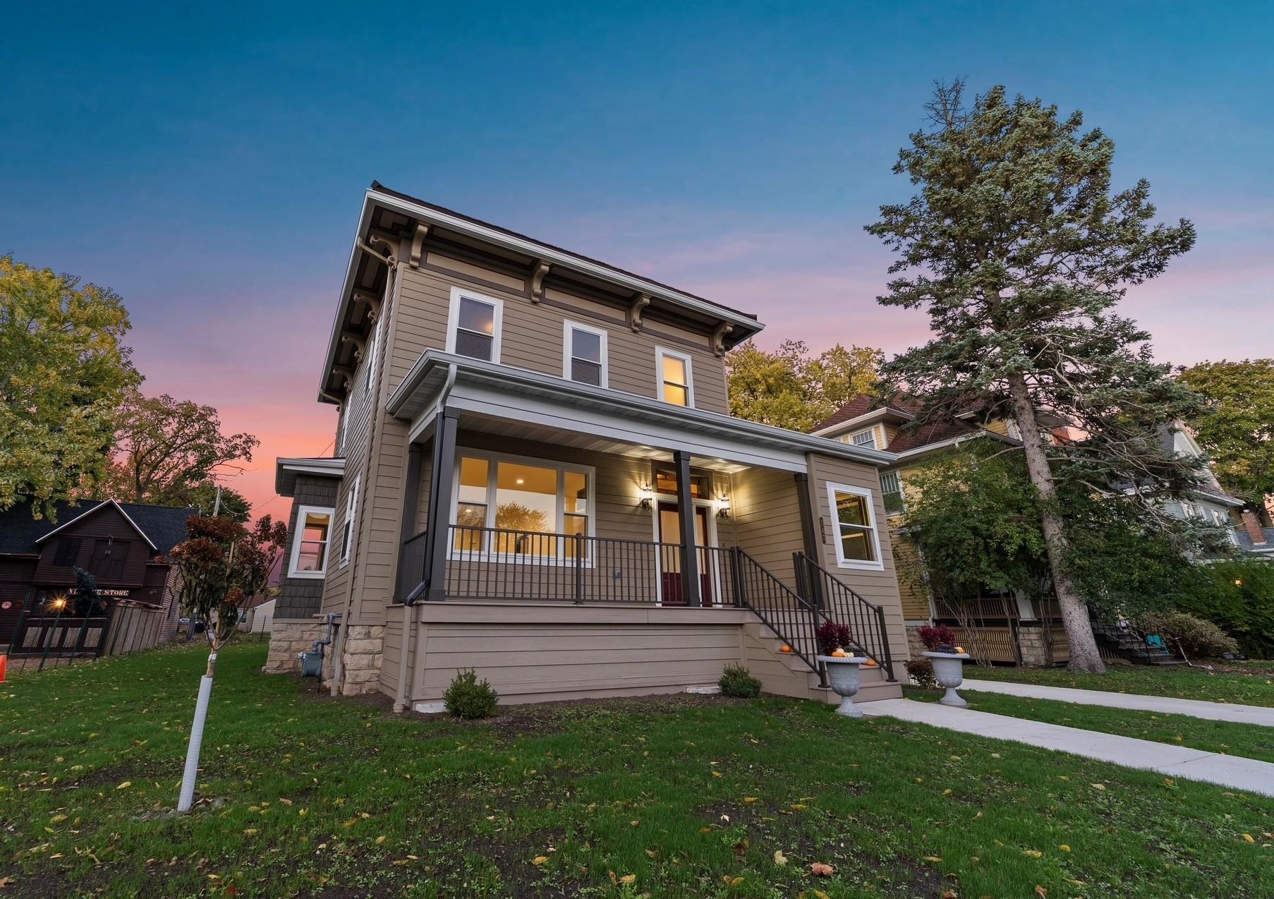 147 SHEBOYGAN Street property preview photograph