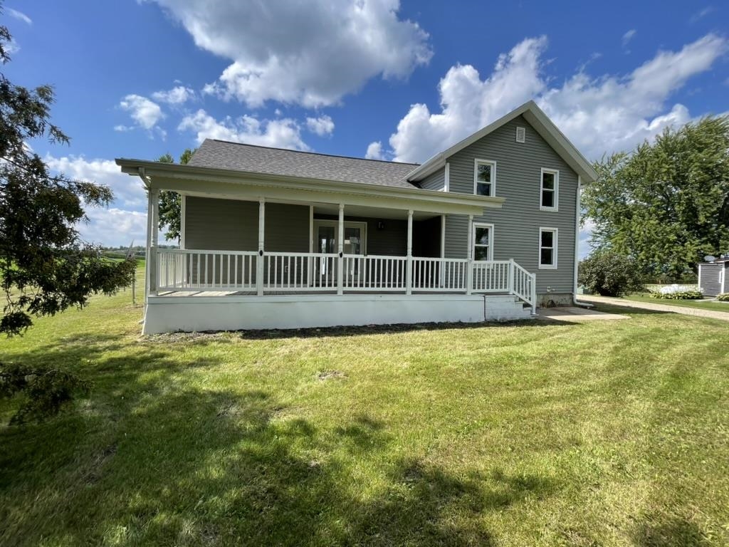 N1613 MANLEY Road property preview photograph