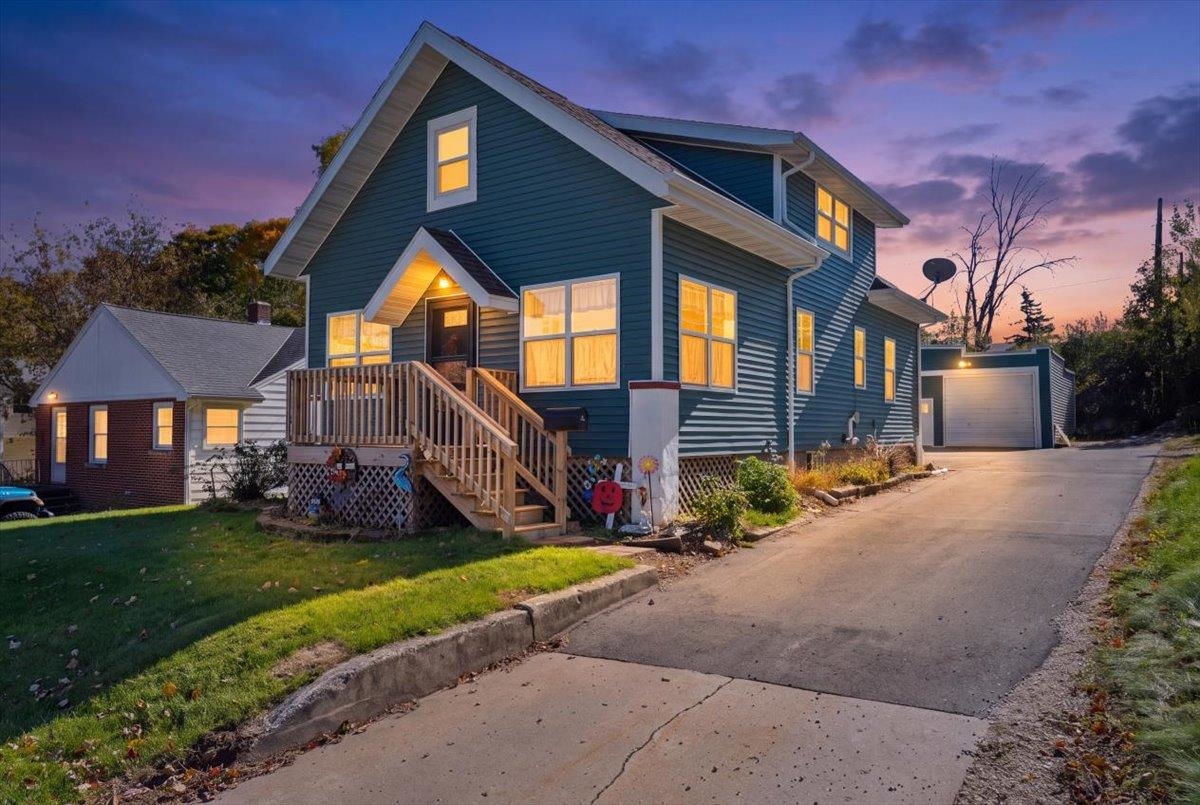 710 ELLIS Street property preview photograph