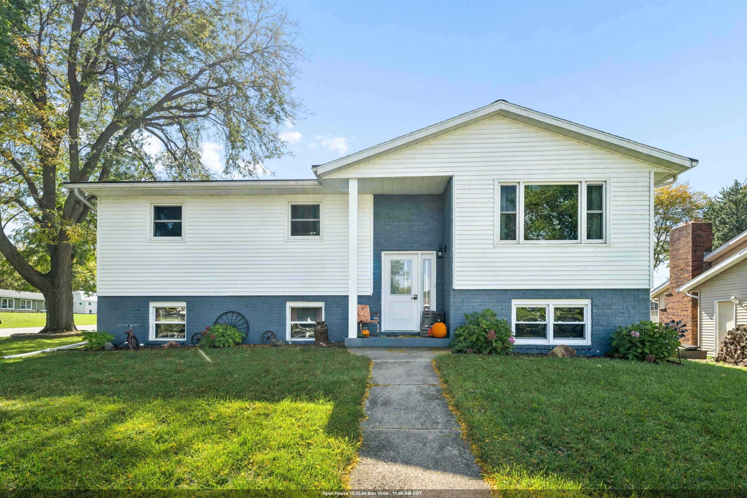 1201 GROVE Street property preview photograph