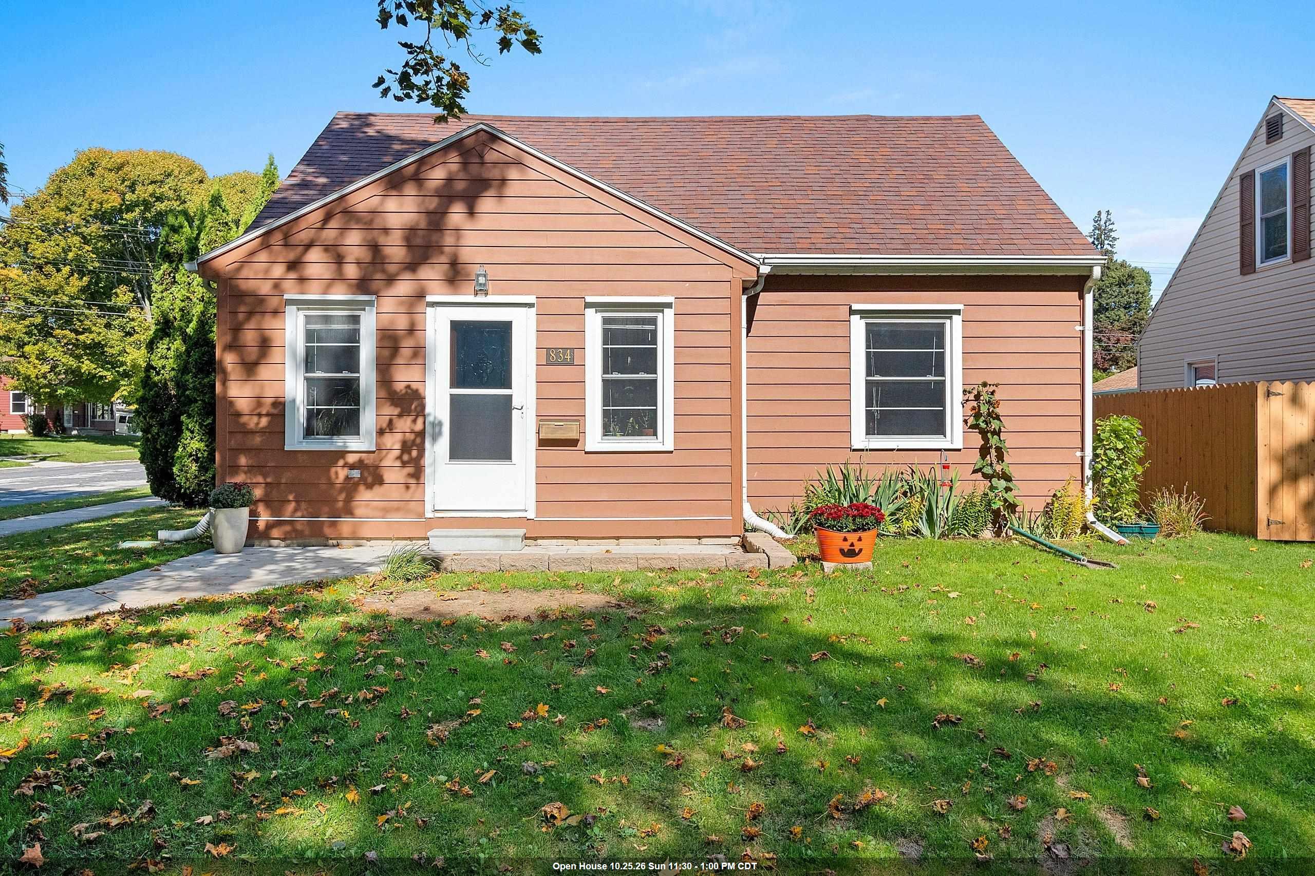 834 MANITOU Street property preview photograph