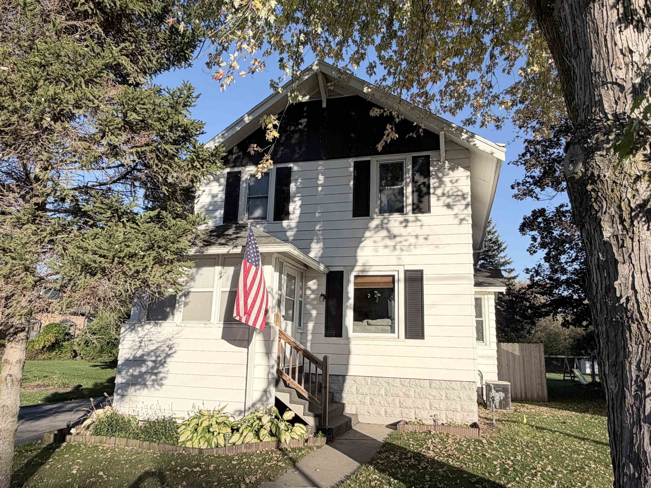 419 MORRIS Street property preview photograph