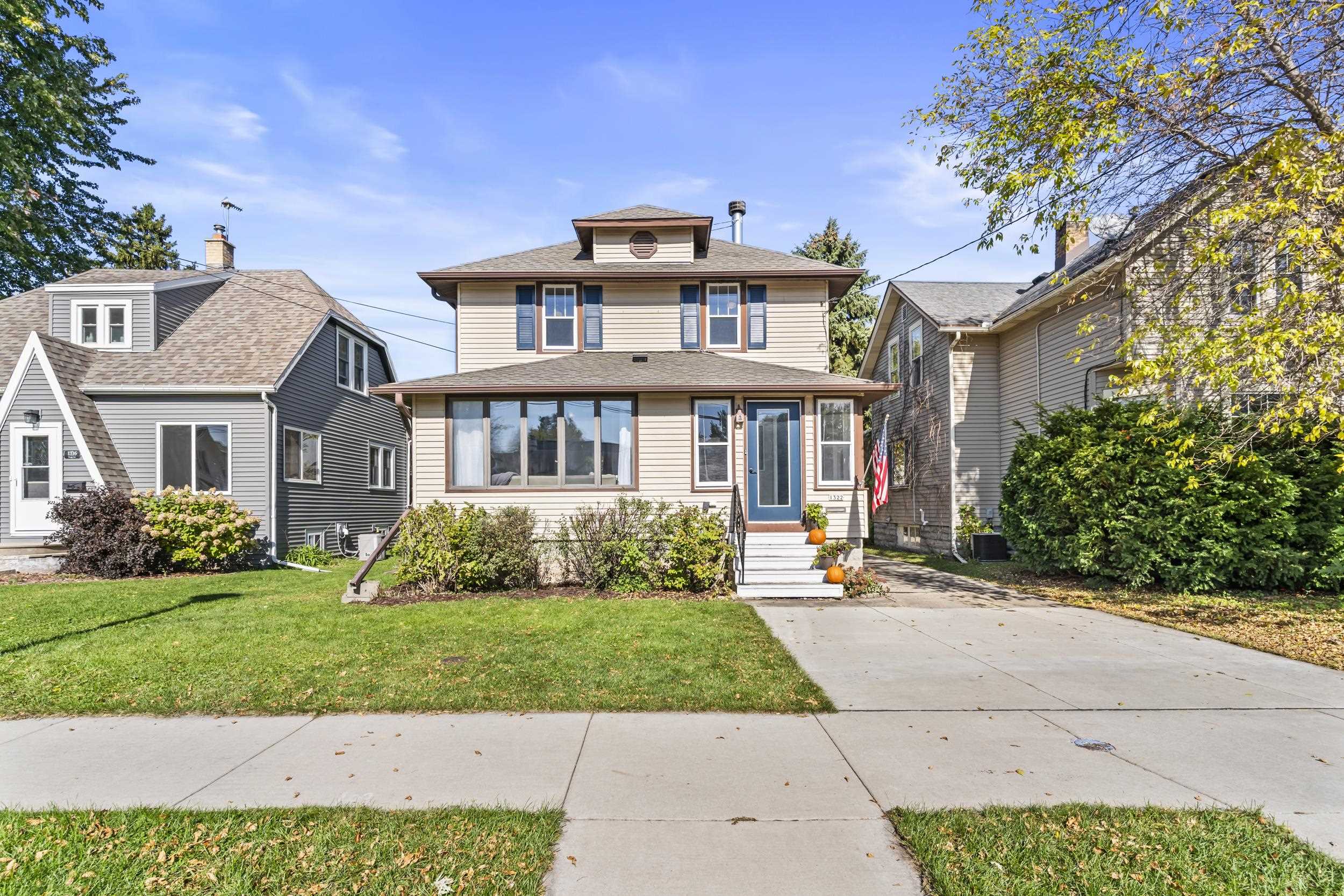 1322 CEAPE Avenue property preview photograph