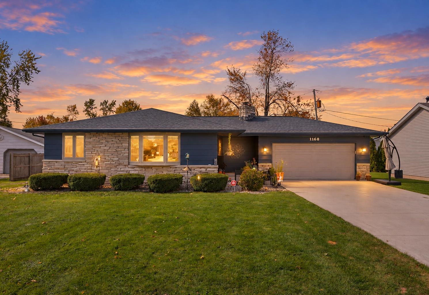 1168 MEADOW Lane property preview photograph
