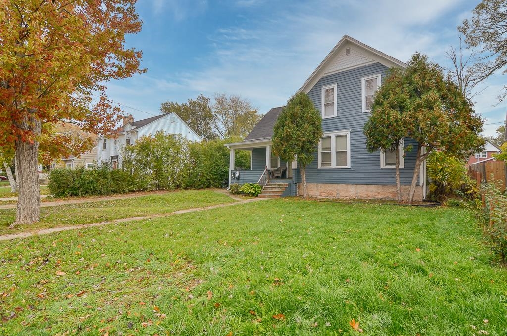 640 OAK Street property preview photograph