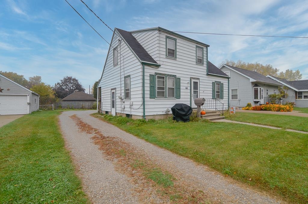 160 GRUENWALD Avenue property preview photograph