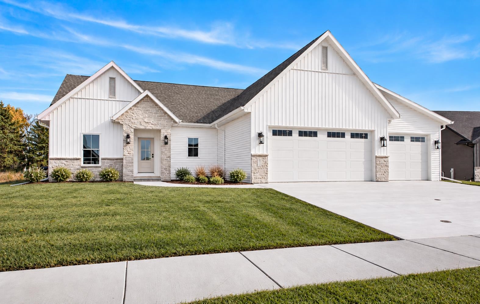 N8844 GALWAY Lane property preview photograph