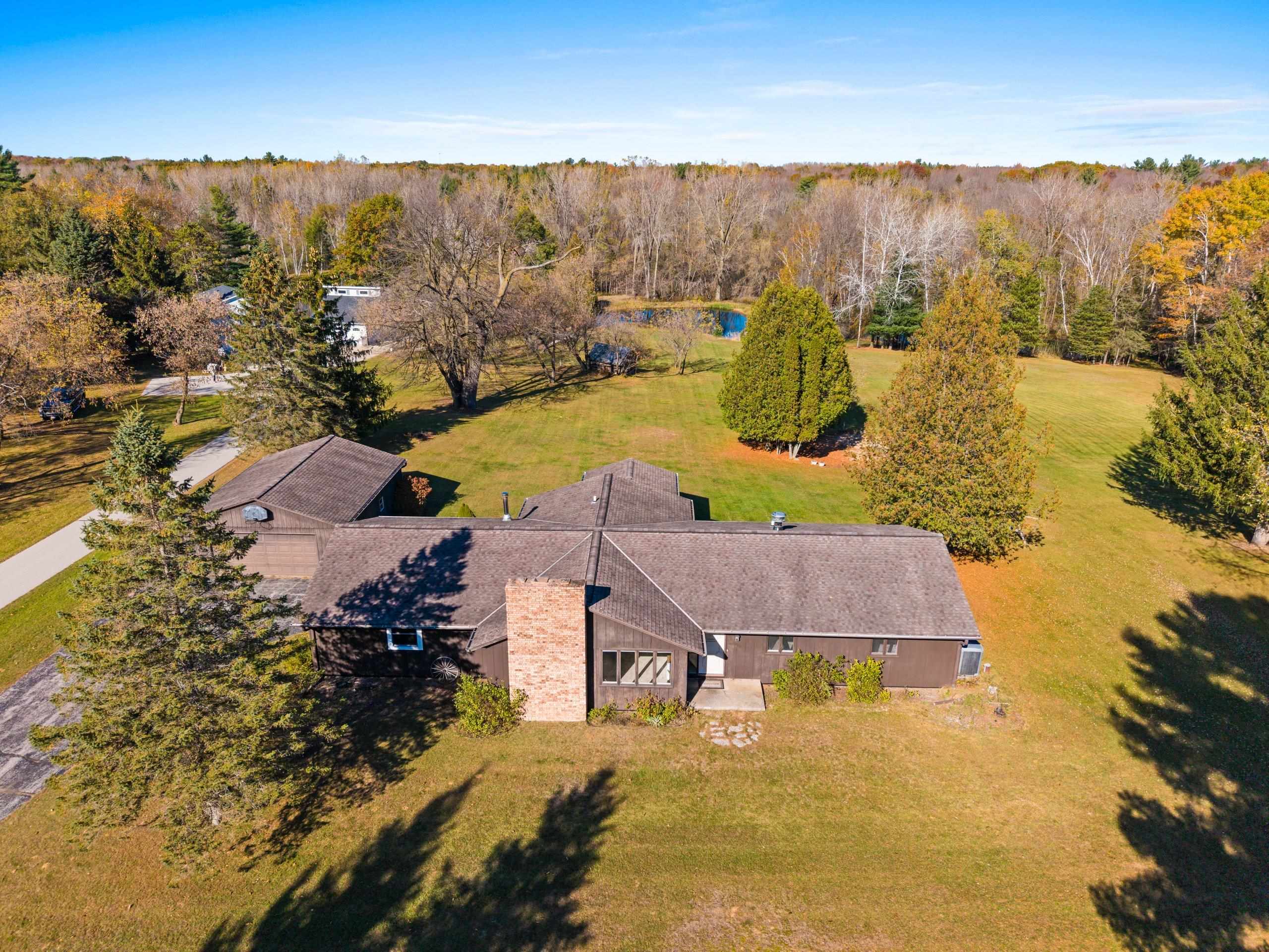 3170 SUNRISE Road property preview photograph
