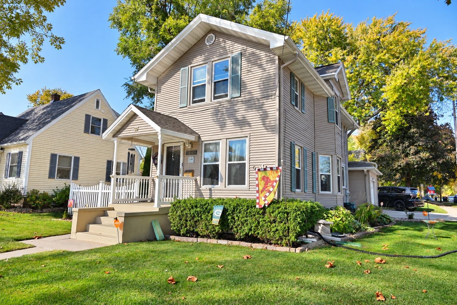 924 E NEW YORK Avenue property preview photograph