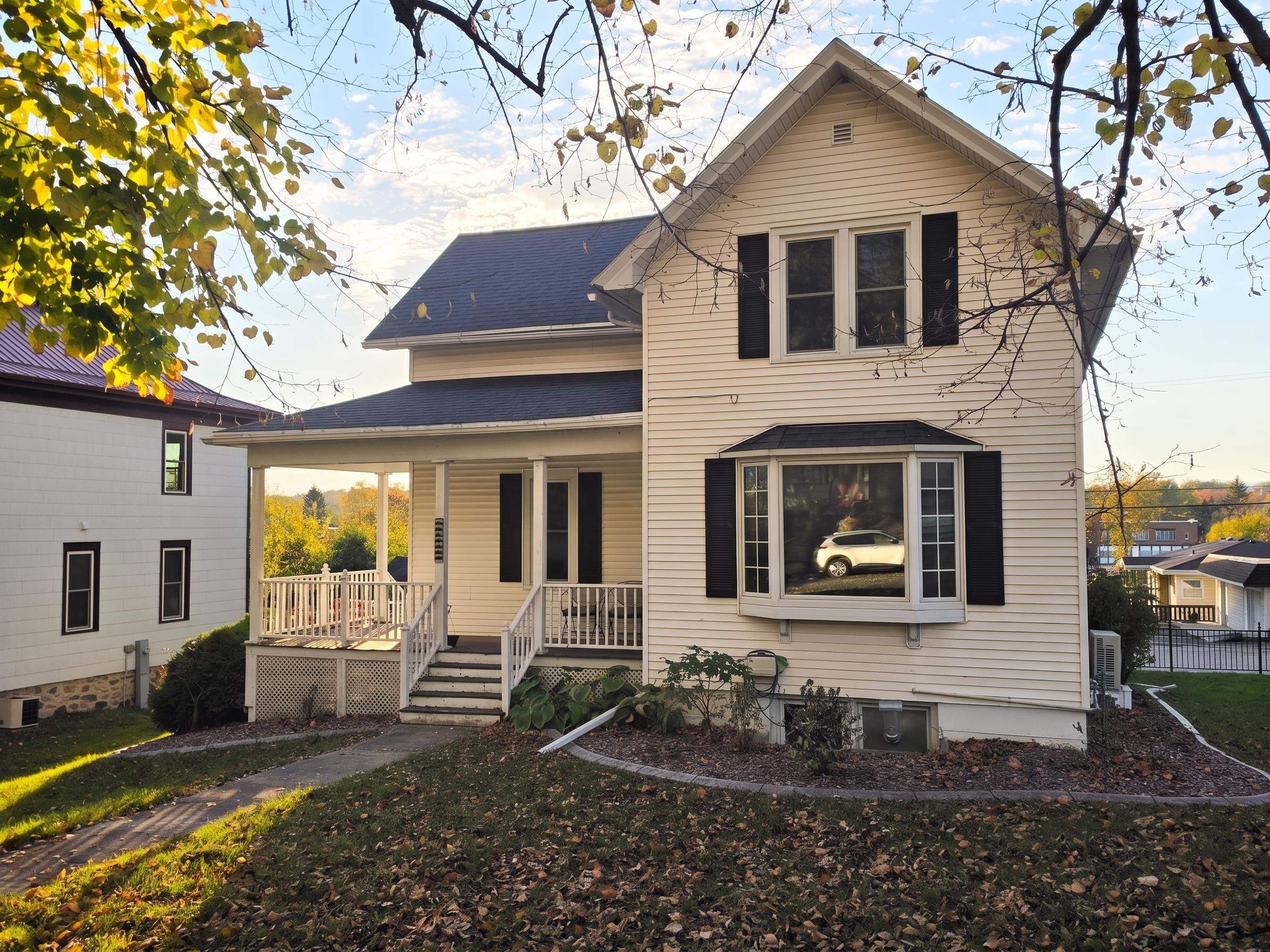 2035 JACKSON Street property preview photograph