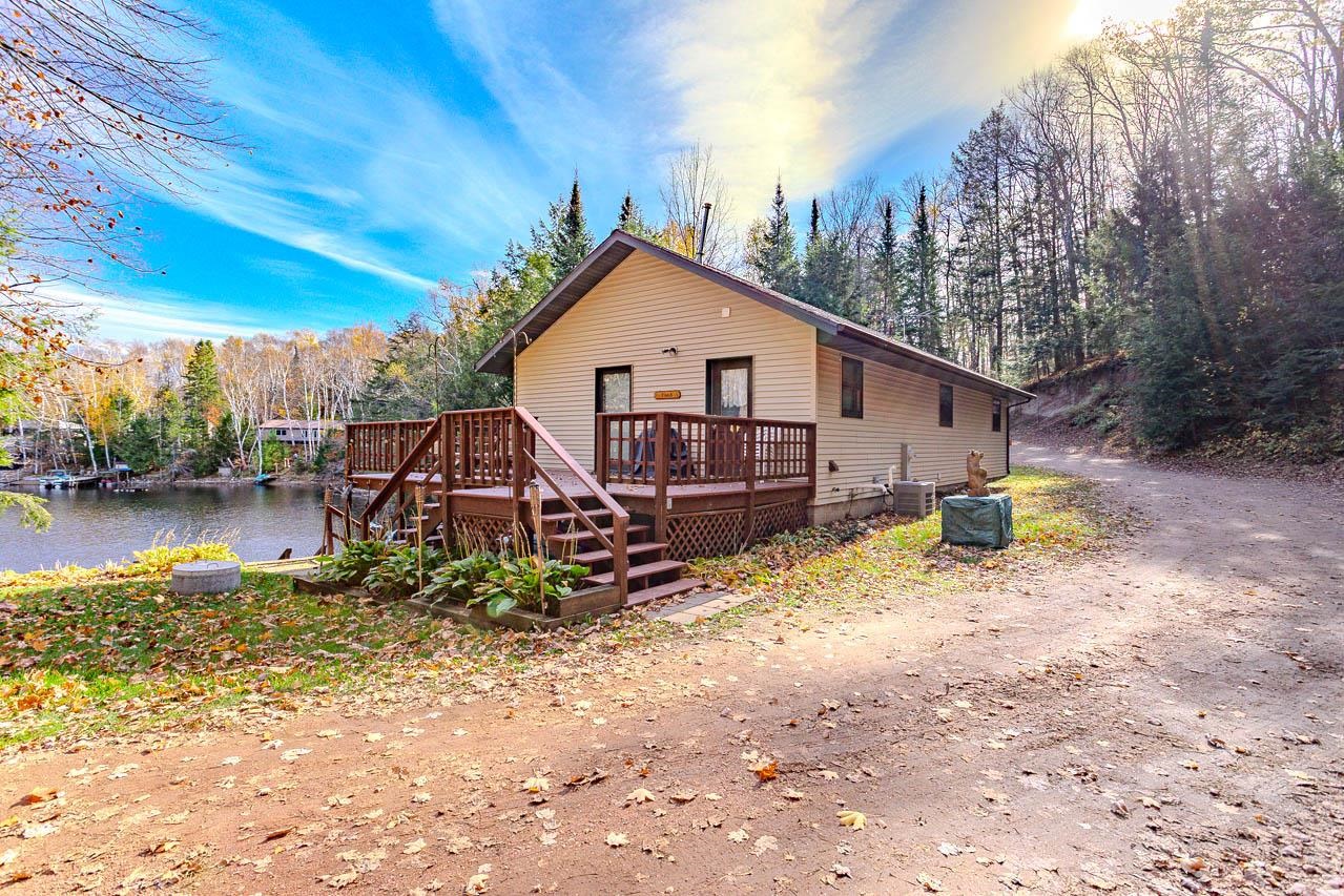 W1290 LONG Trail property preview photograph