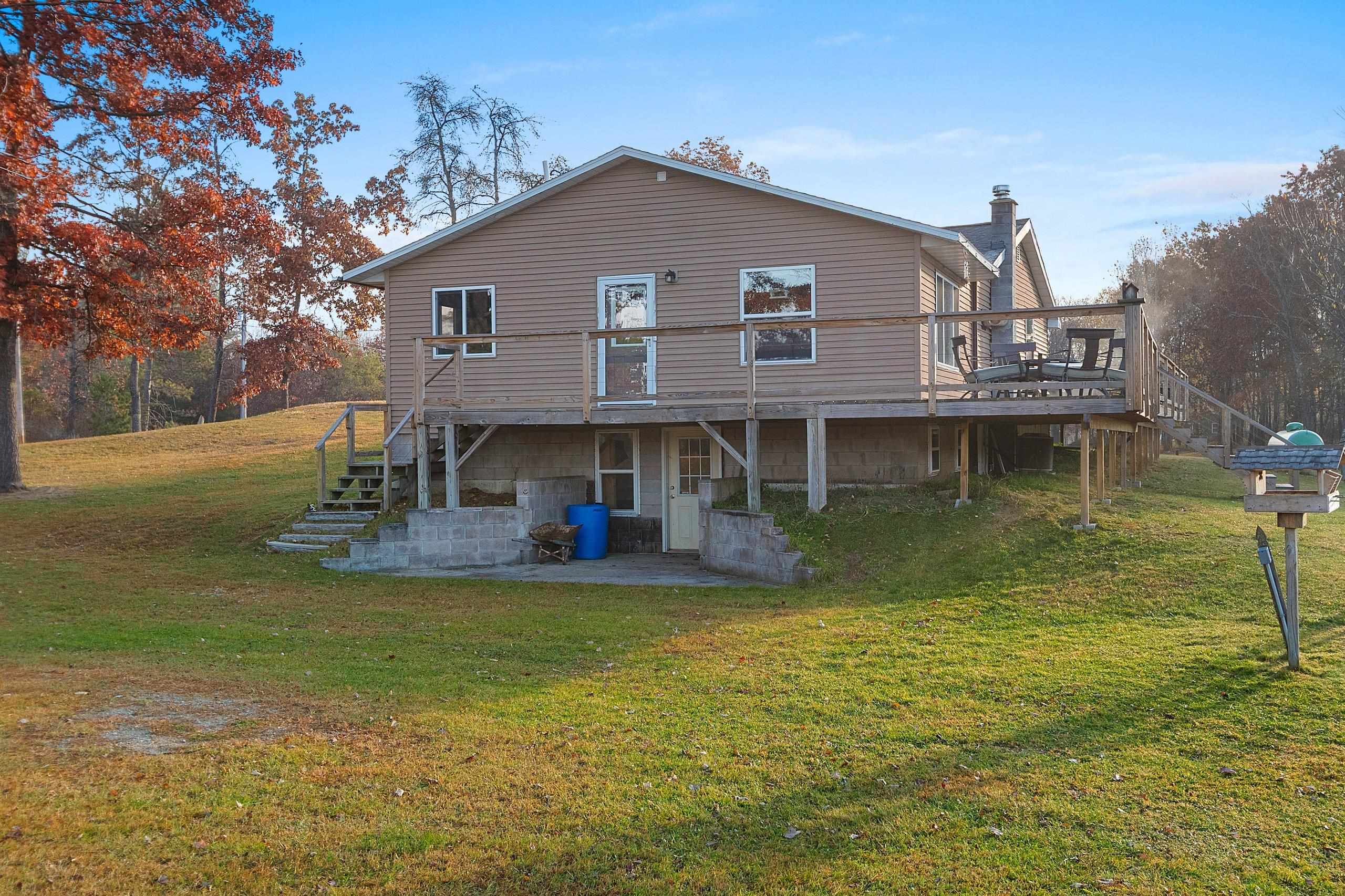 W10093 BENSON LAKE Road property preview photograph