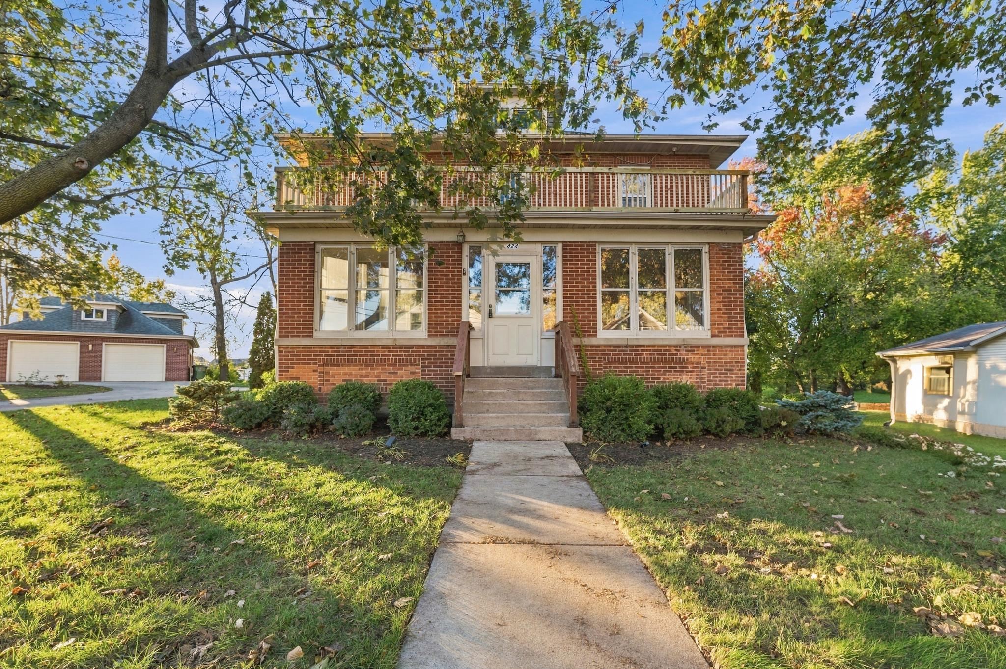 424 TURNER Street property preview photograph