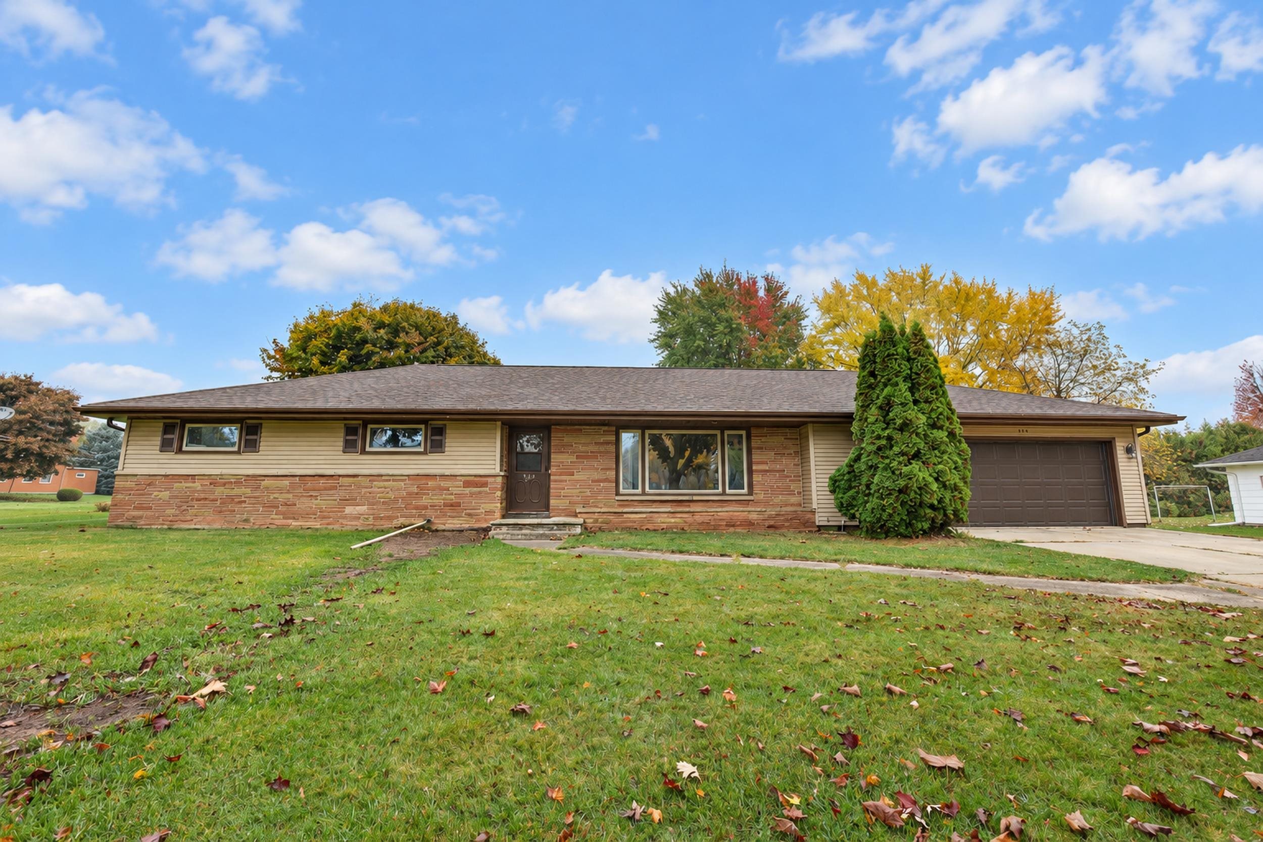 824 PARKER Avenue property preview photograph