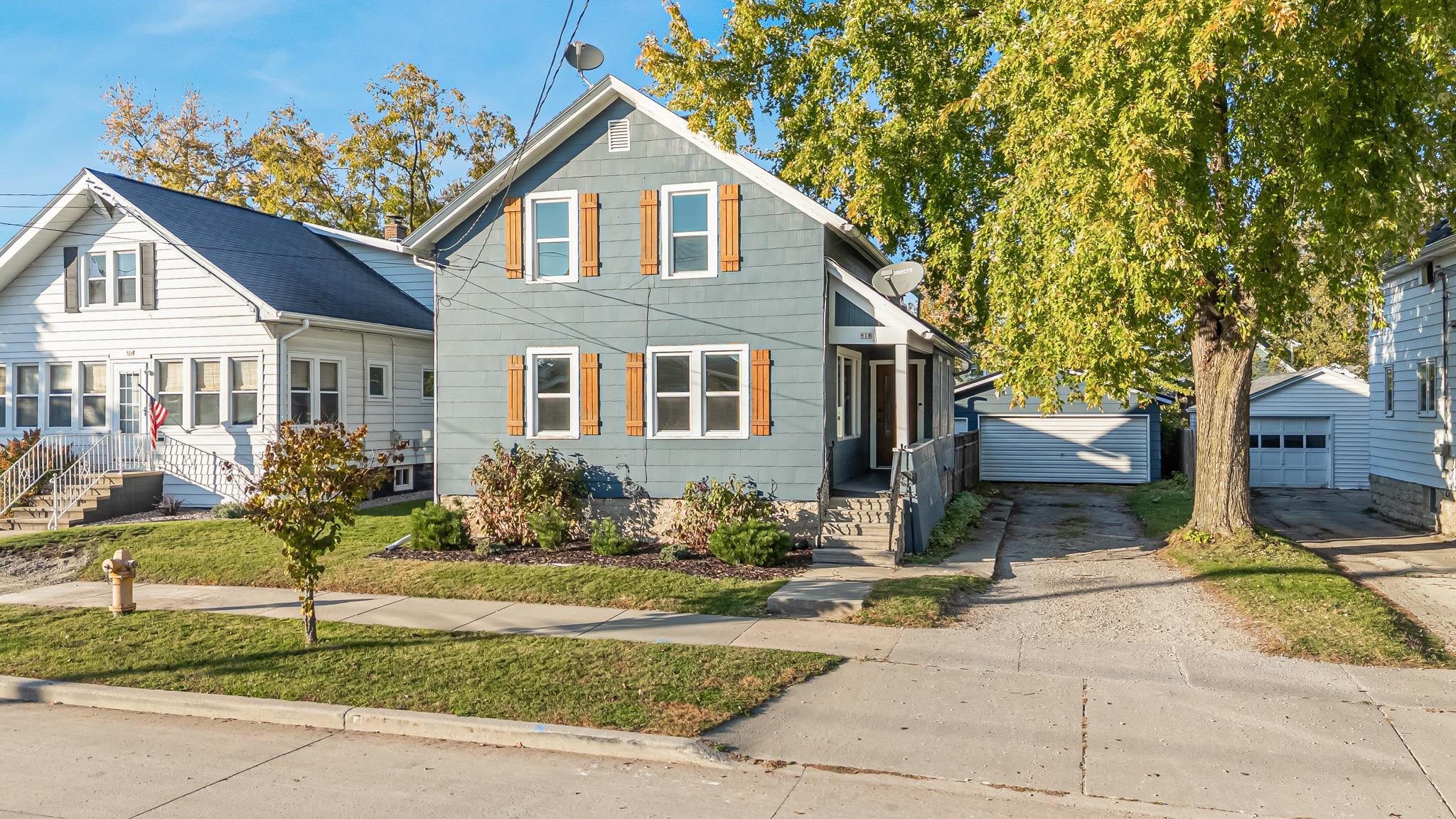 918 W 5TH Avenue property preview photograph