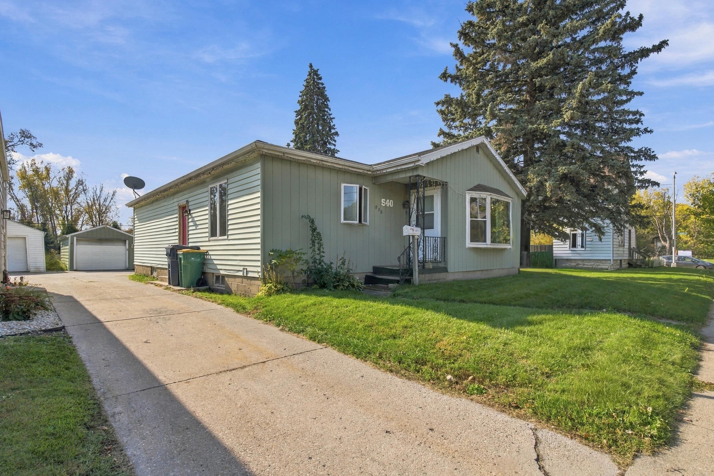 540 W SCOTT Street property preview photograph