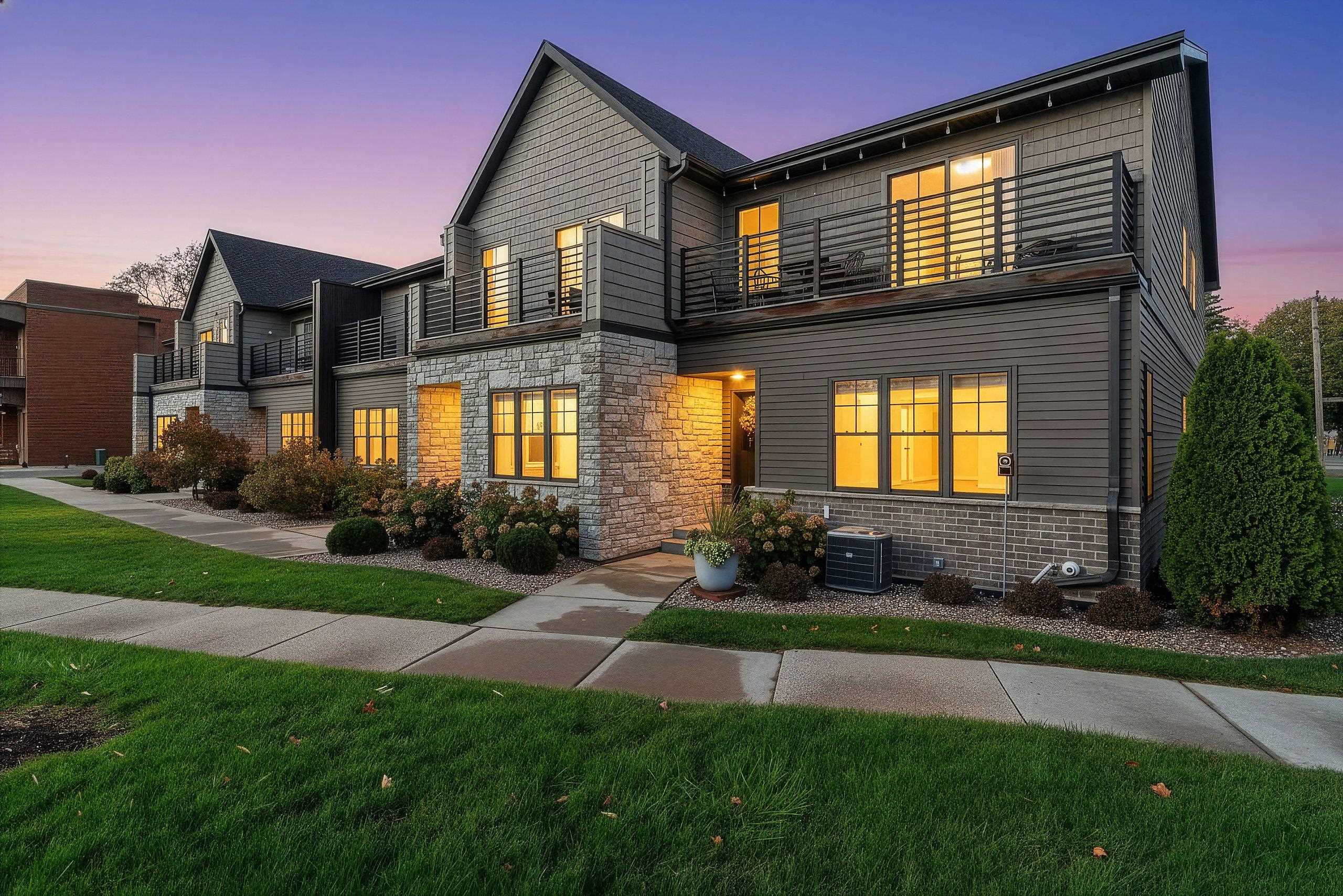 755 WILLIAM Street property preview photograph