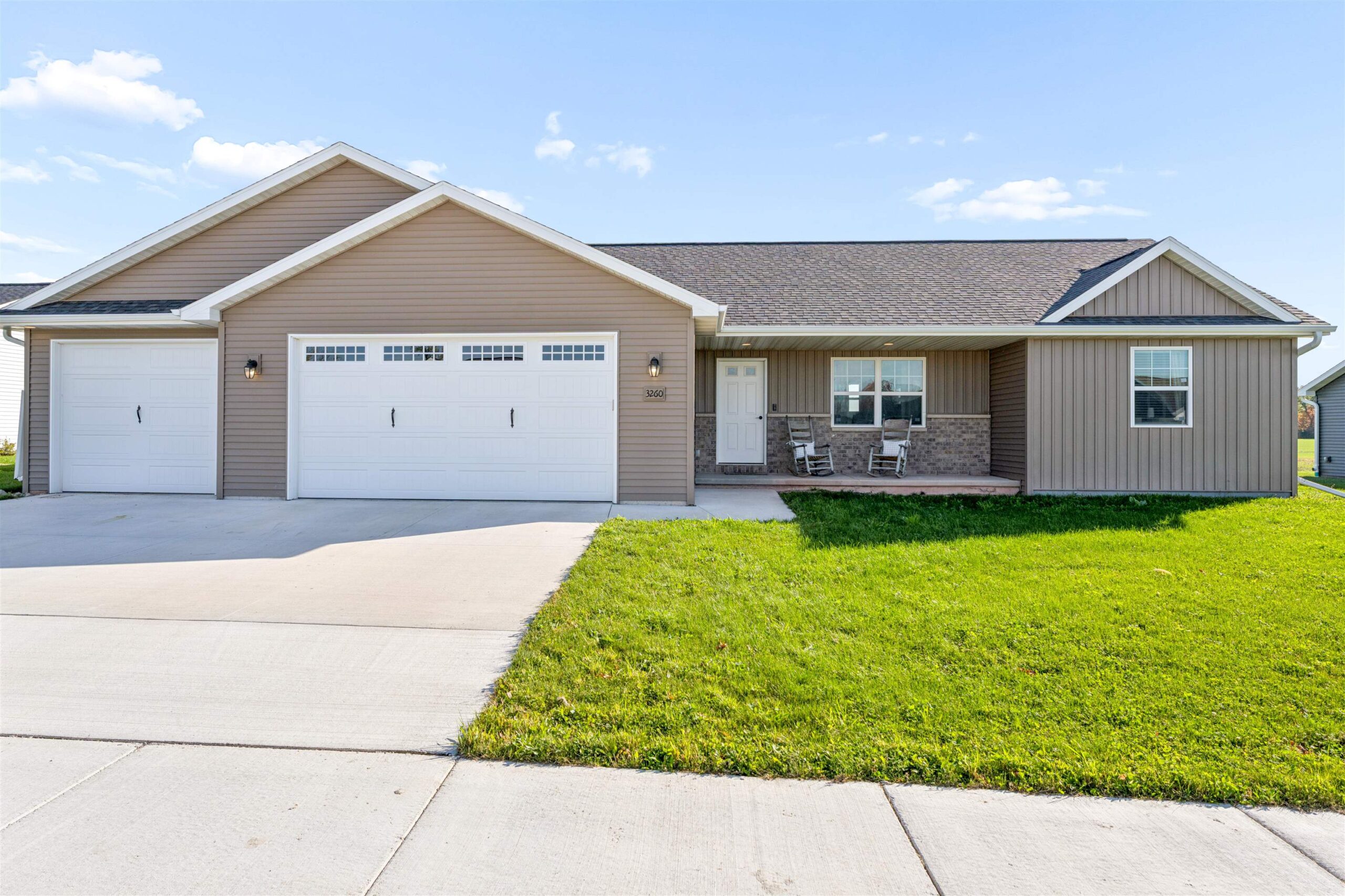 3260 S WEILER Road property preview photograph