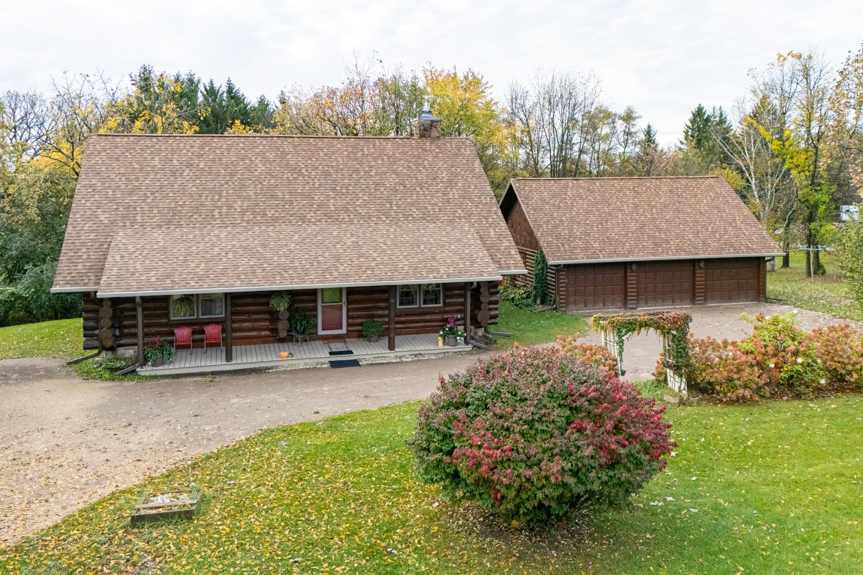 5005 BREEZEWOOD Lane property preview photograph