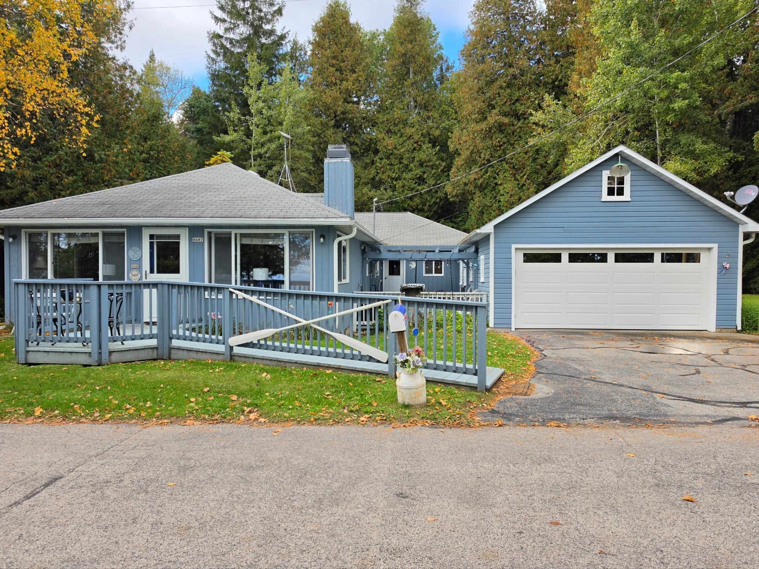 9497 NORTH BAY Drive property preview photograph